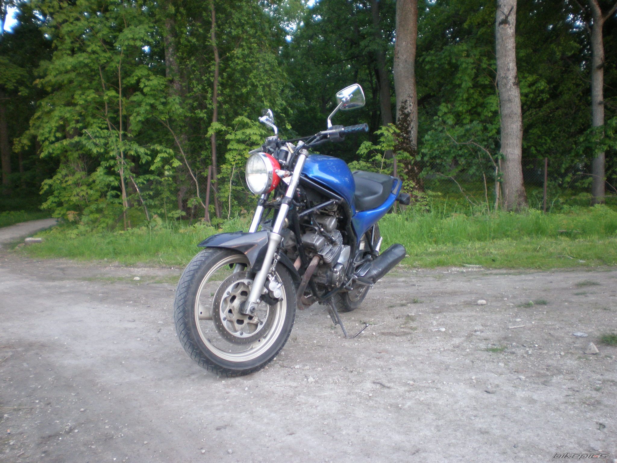 Photo 2411792