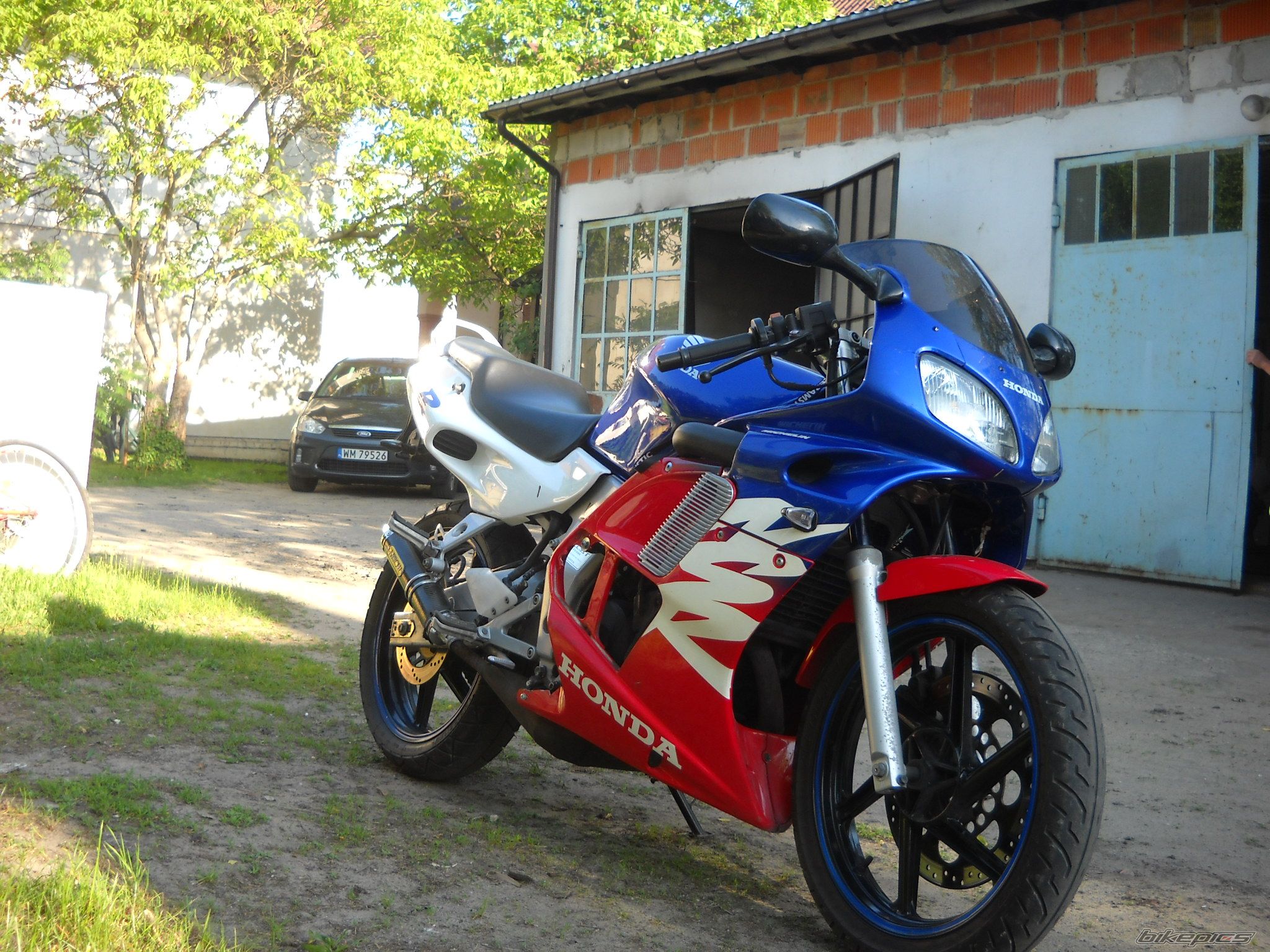 Photo 2411990