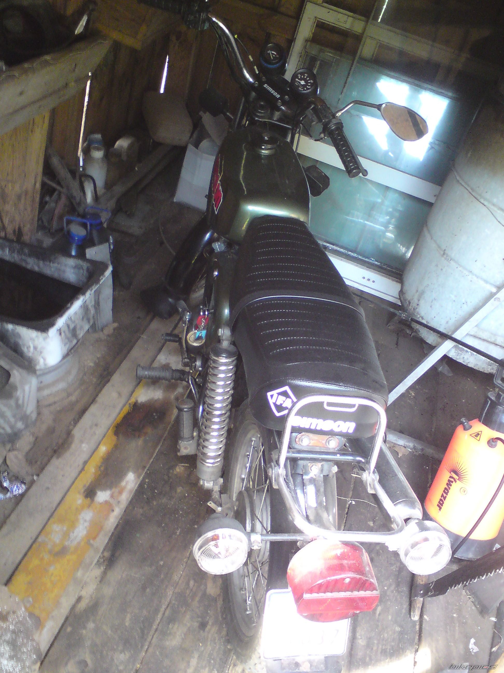 Photo 2412043