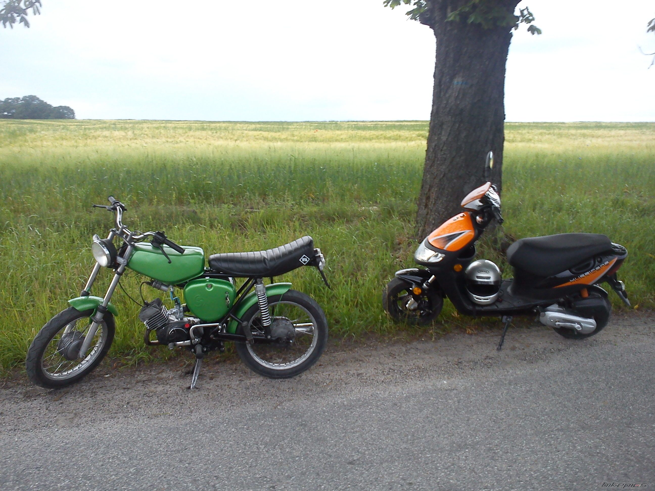 Photo 2412124