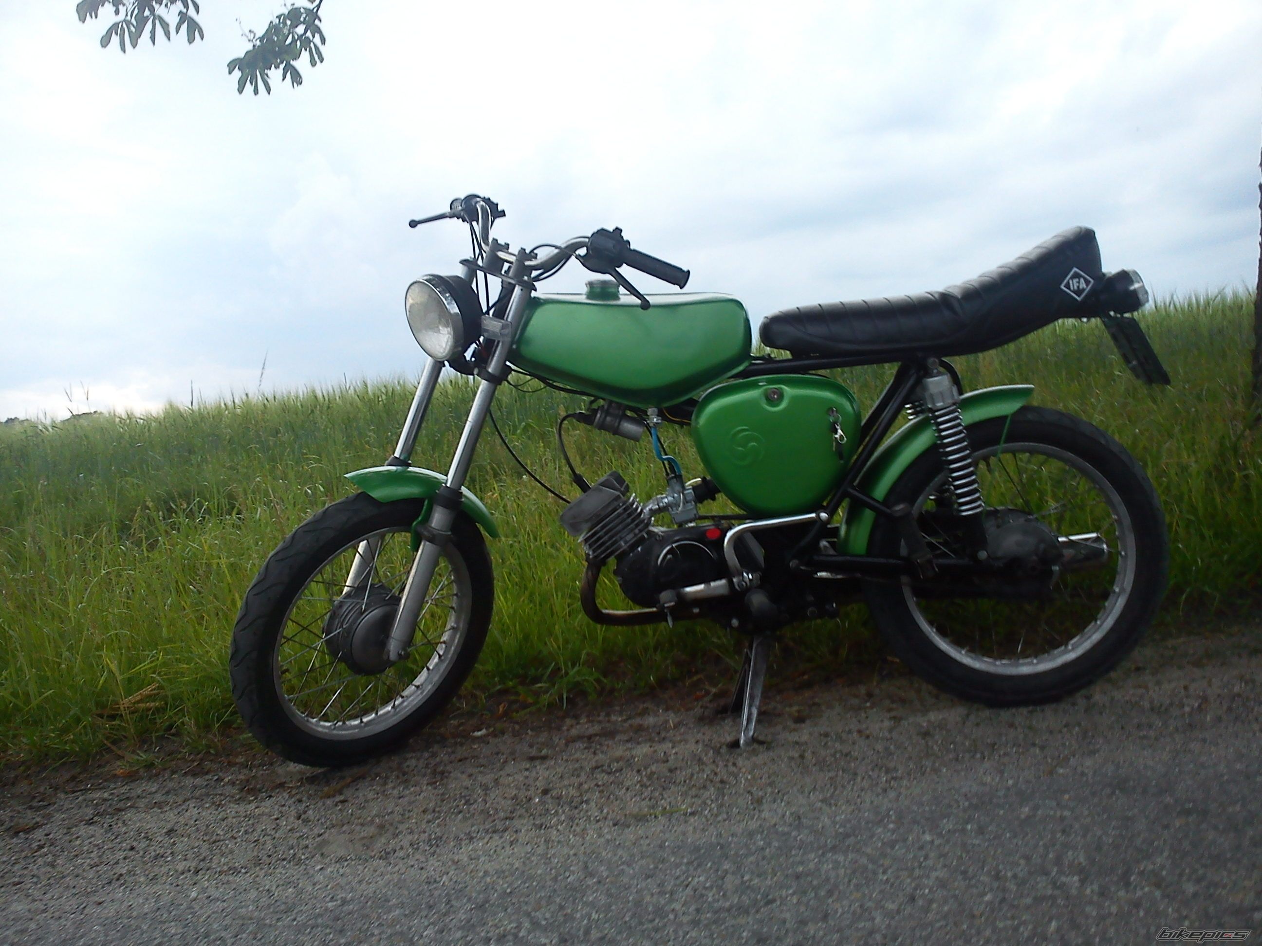Photo 2412125