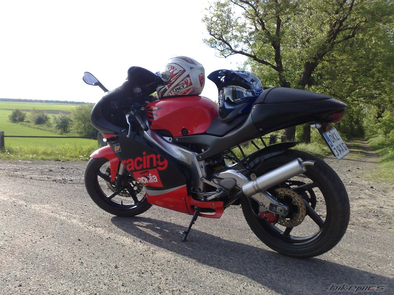 Photo 2412173