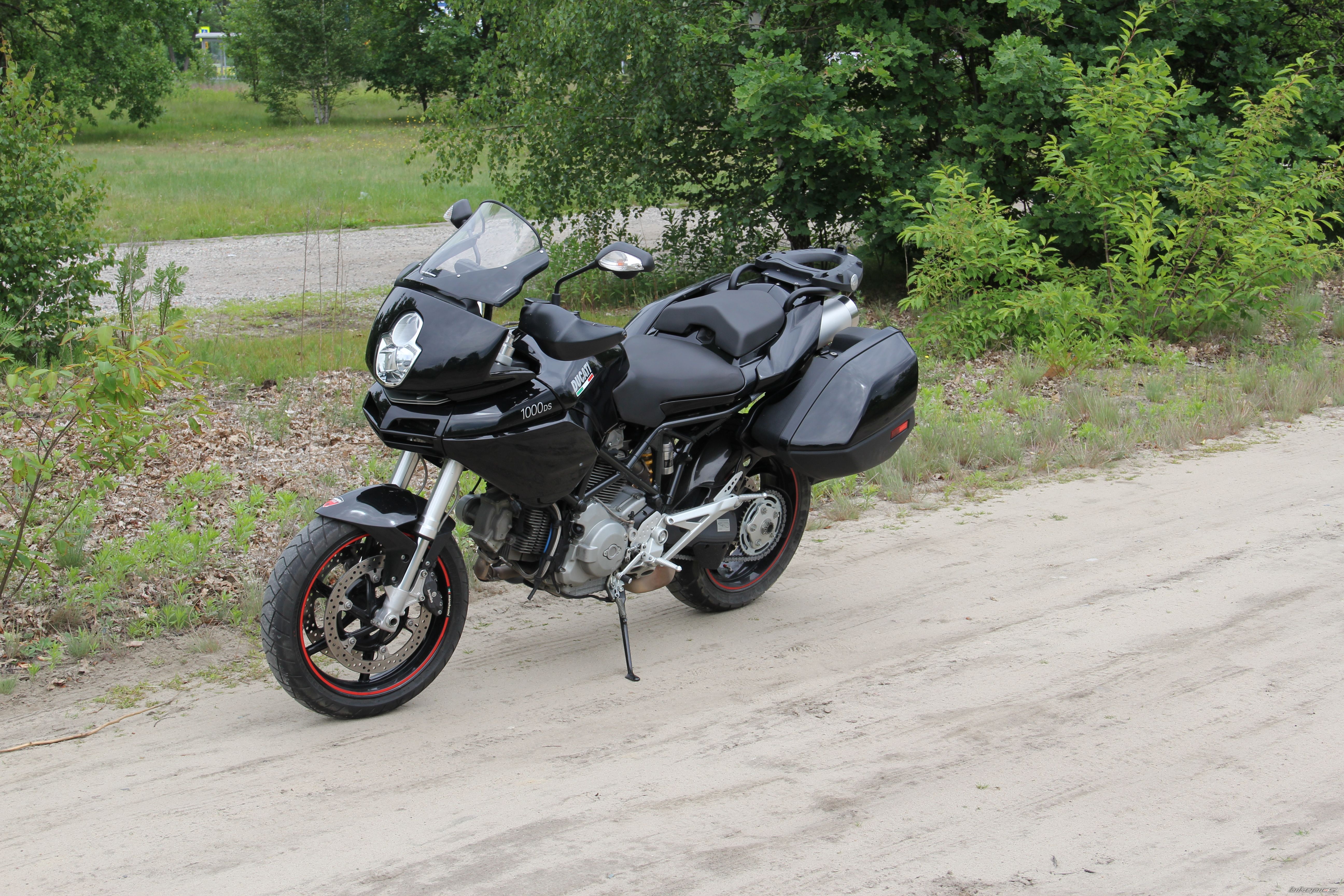 Bike Photo 2412508