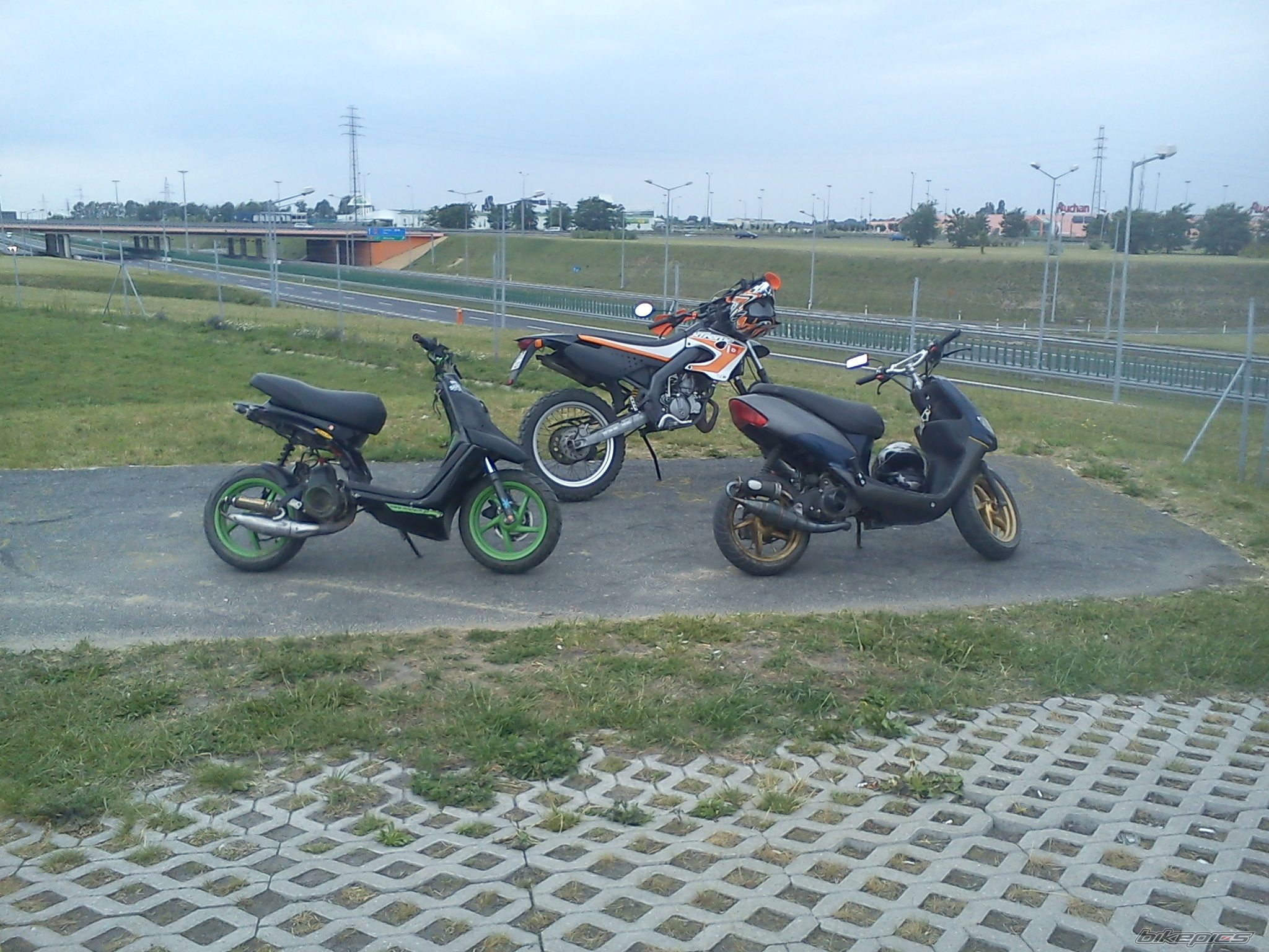 Photo 2412683