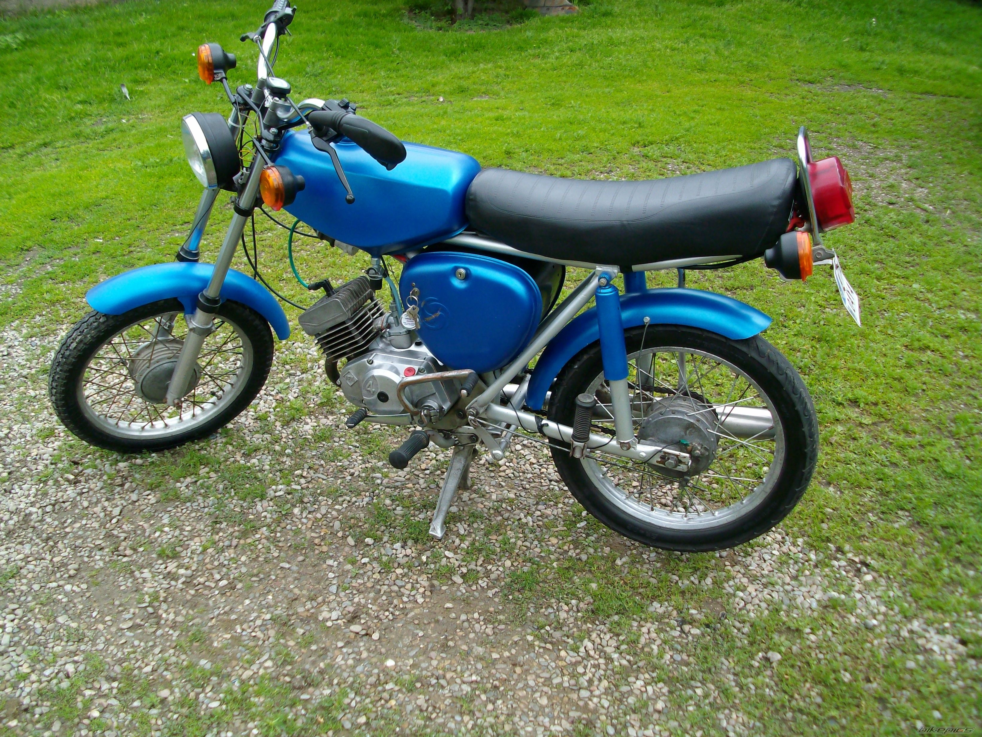 Photo 2412699