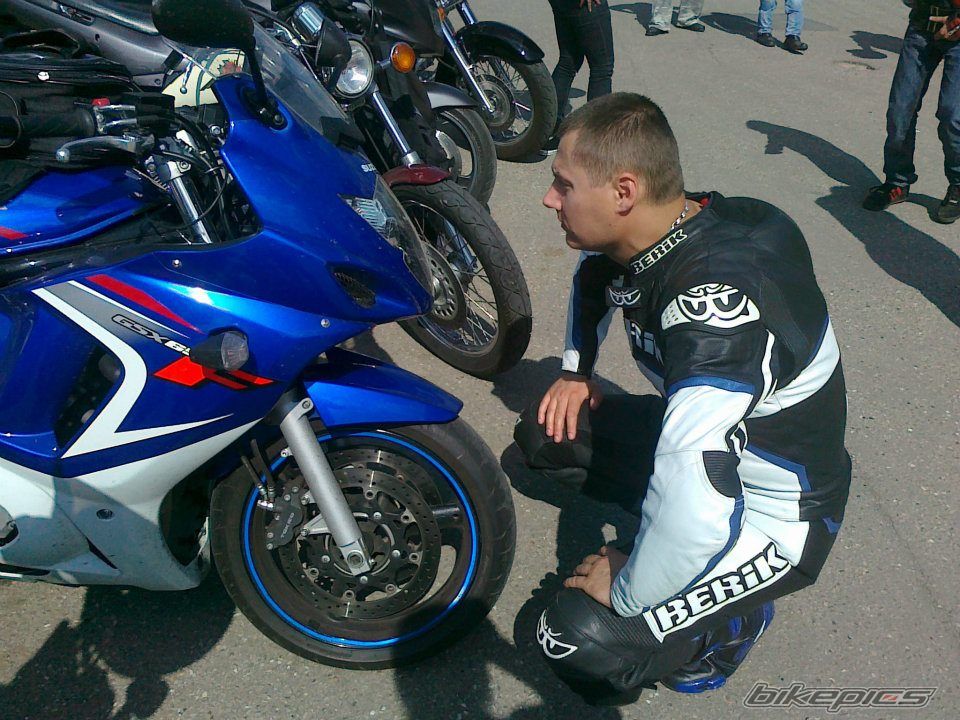 Photo 2412754