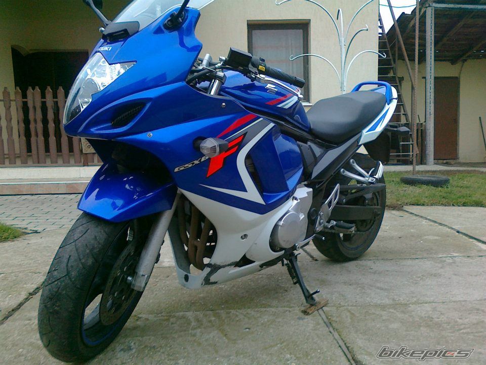 Photo 2412768