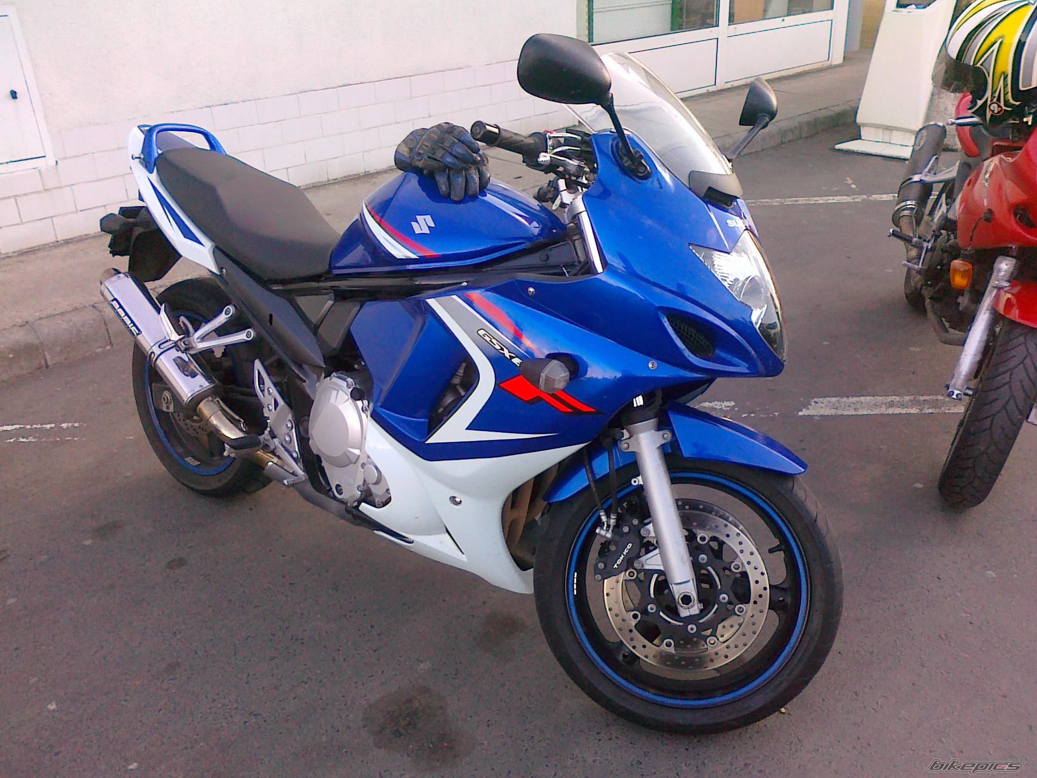 Photo 2412772