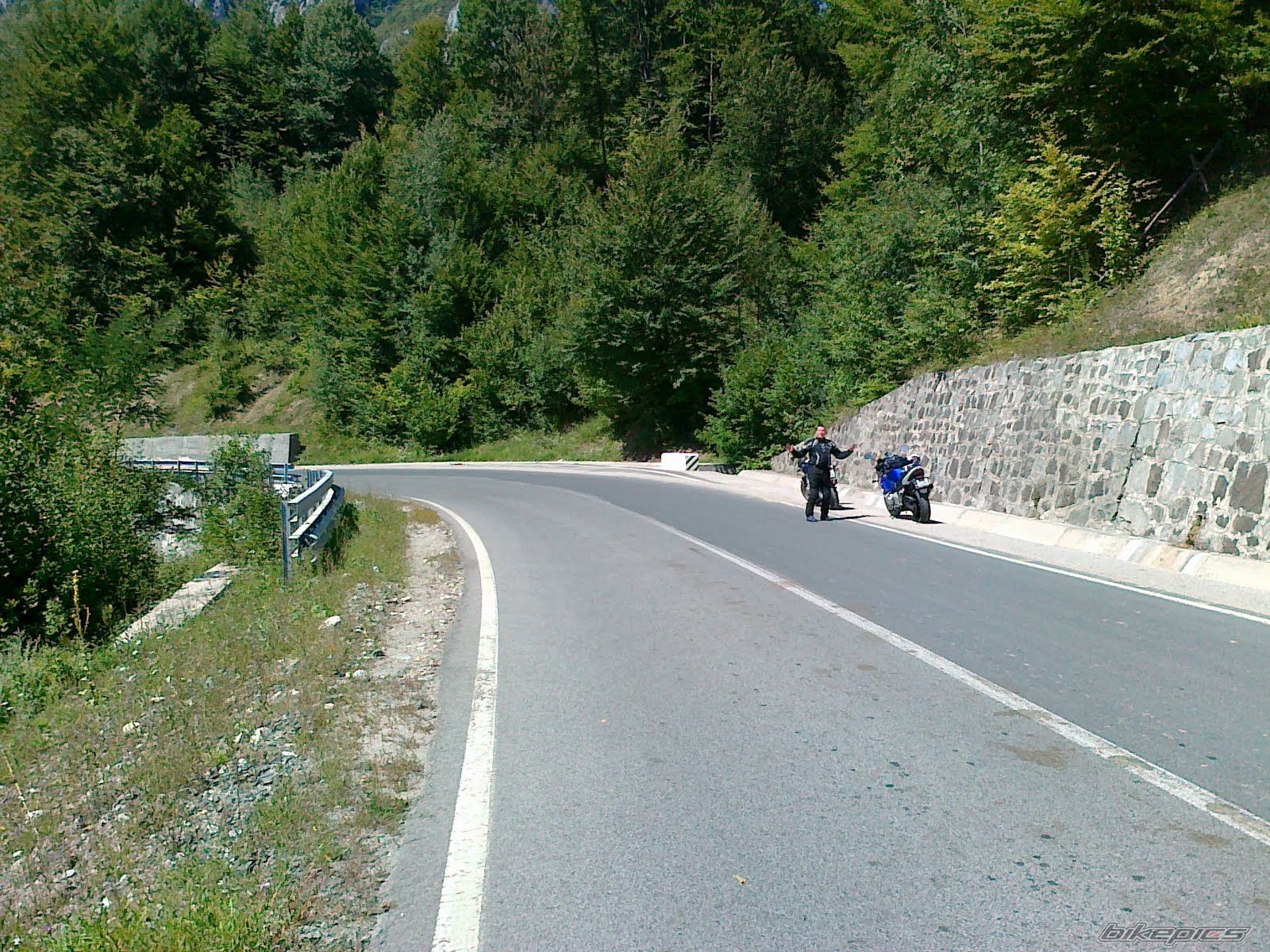 Photo 2412804