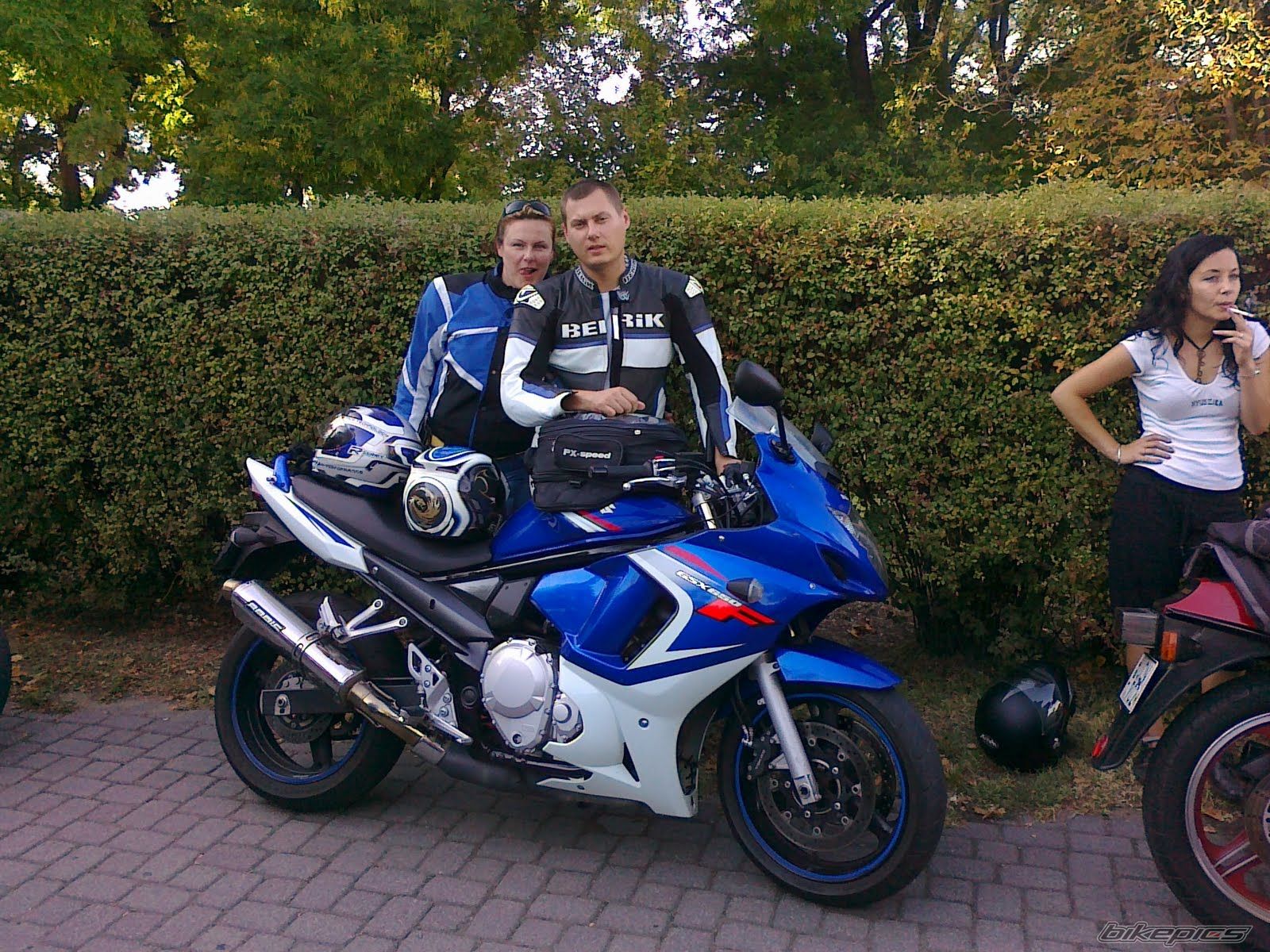 Photo 2412813