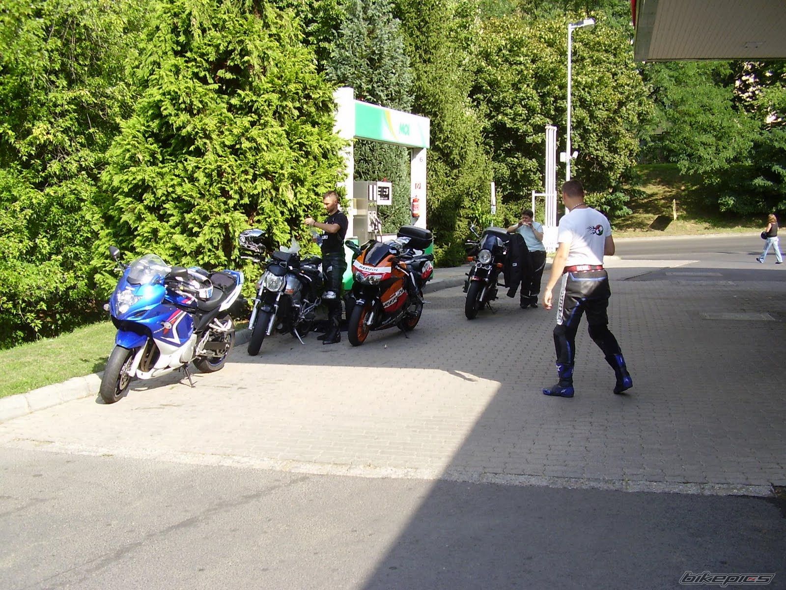 Photo 2412820