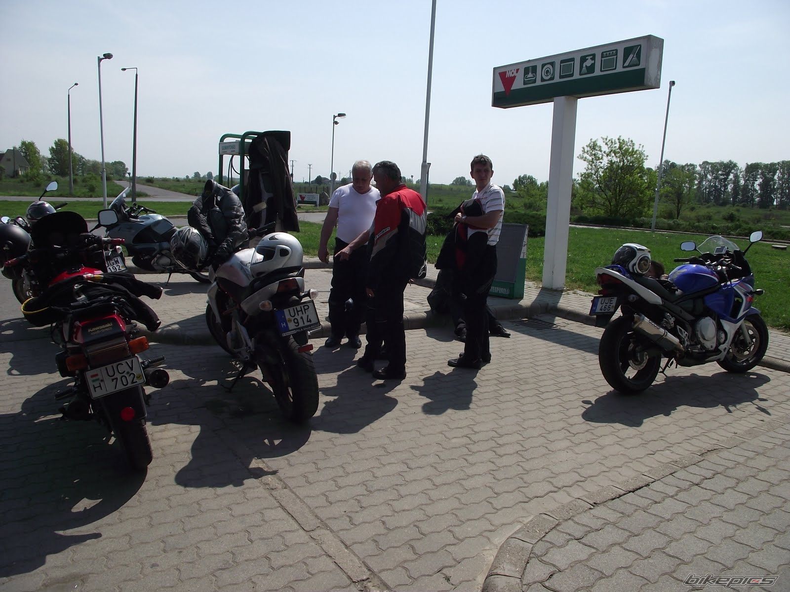 Photo 2412822