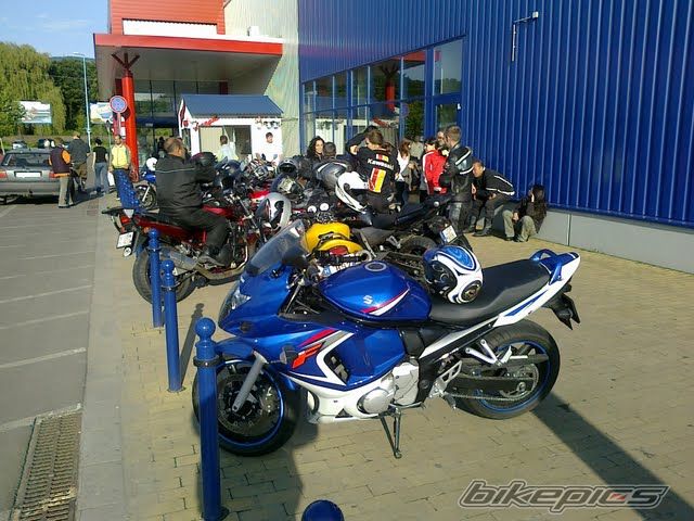 Photo 2412856
