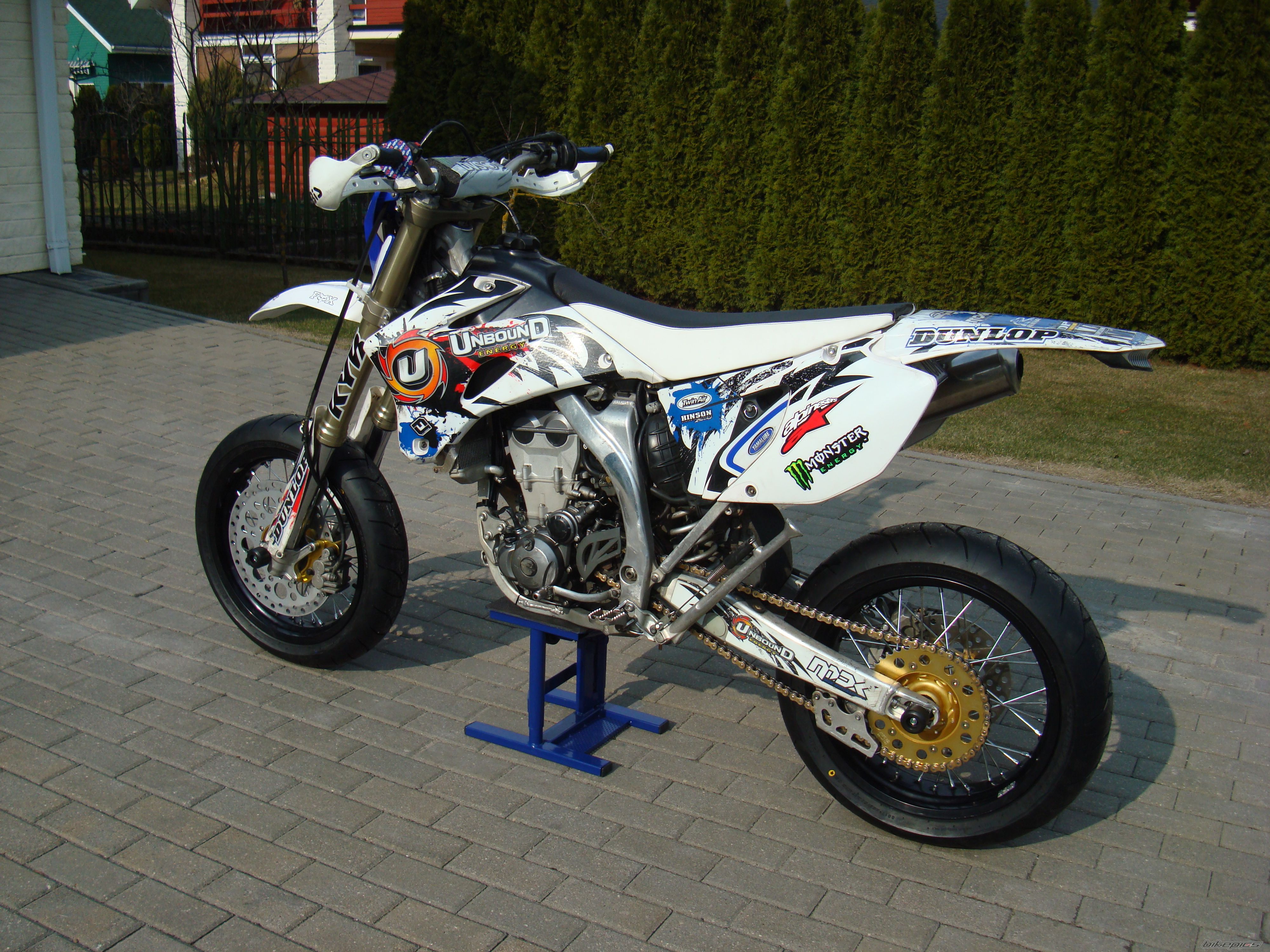 Photo 2412896
