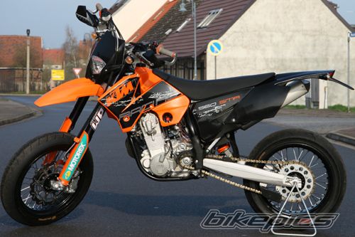 Photo 2412902
