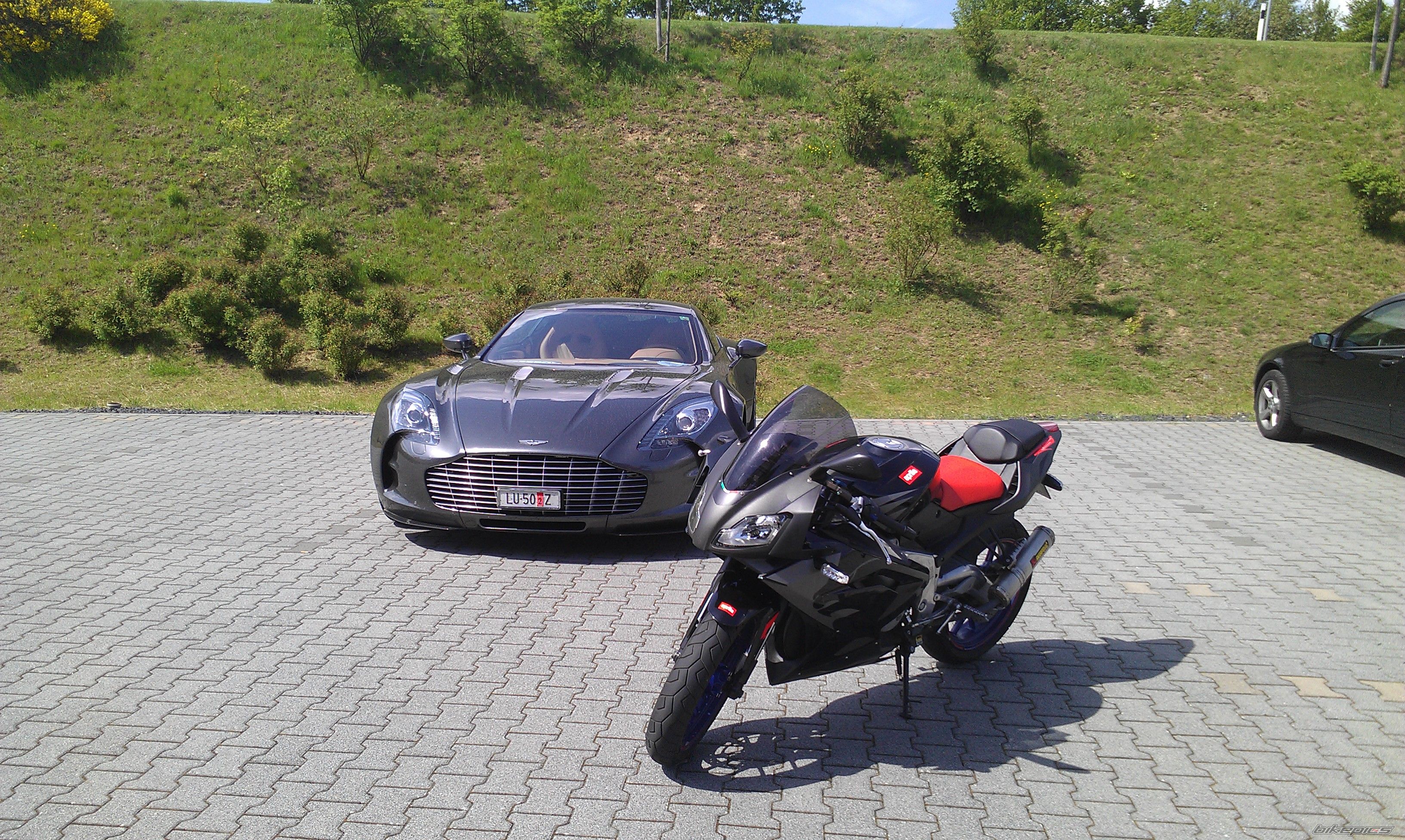 Photo 2412978