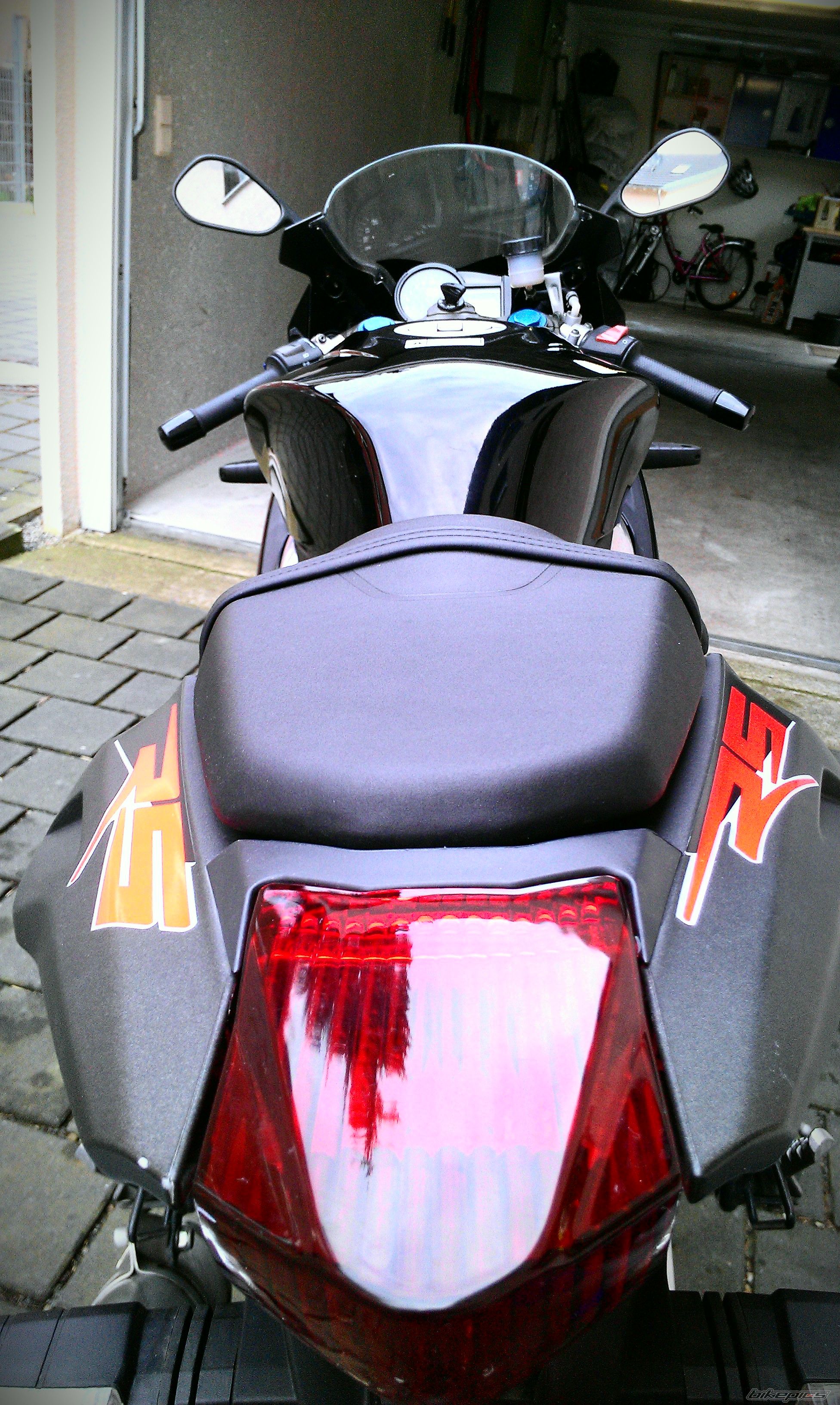 Photo 2412981