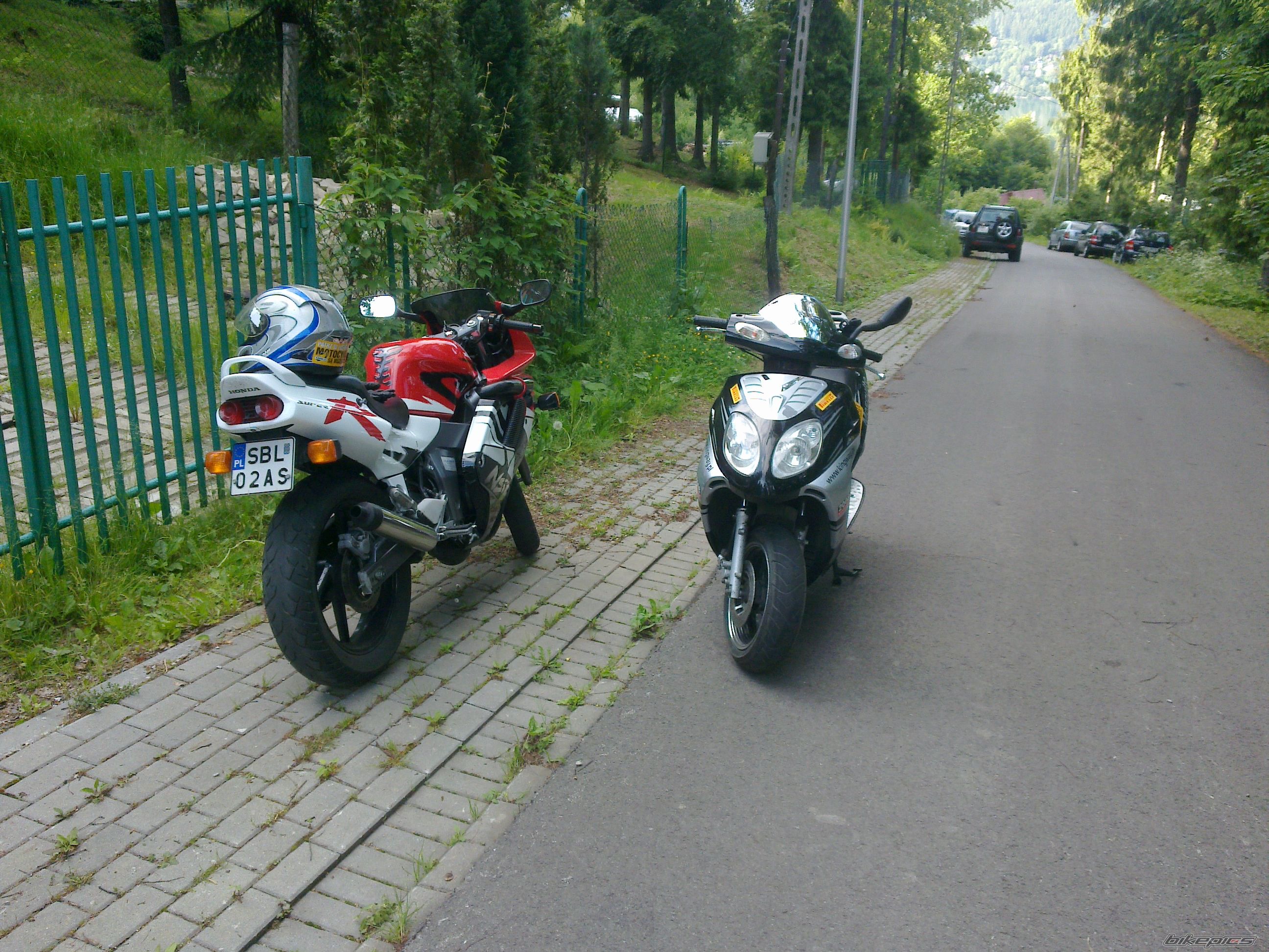 Photo 2413072