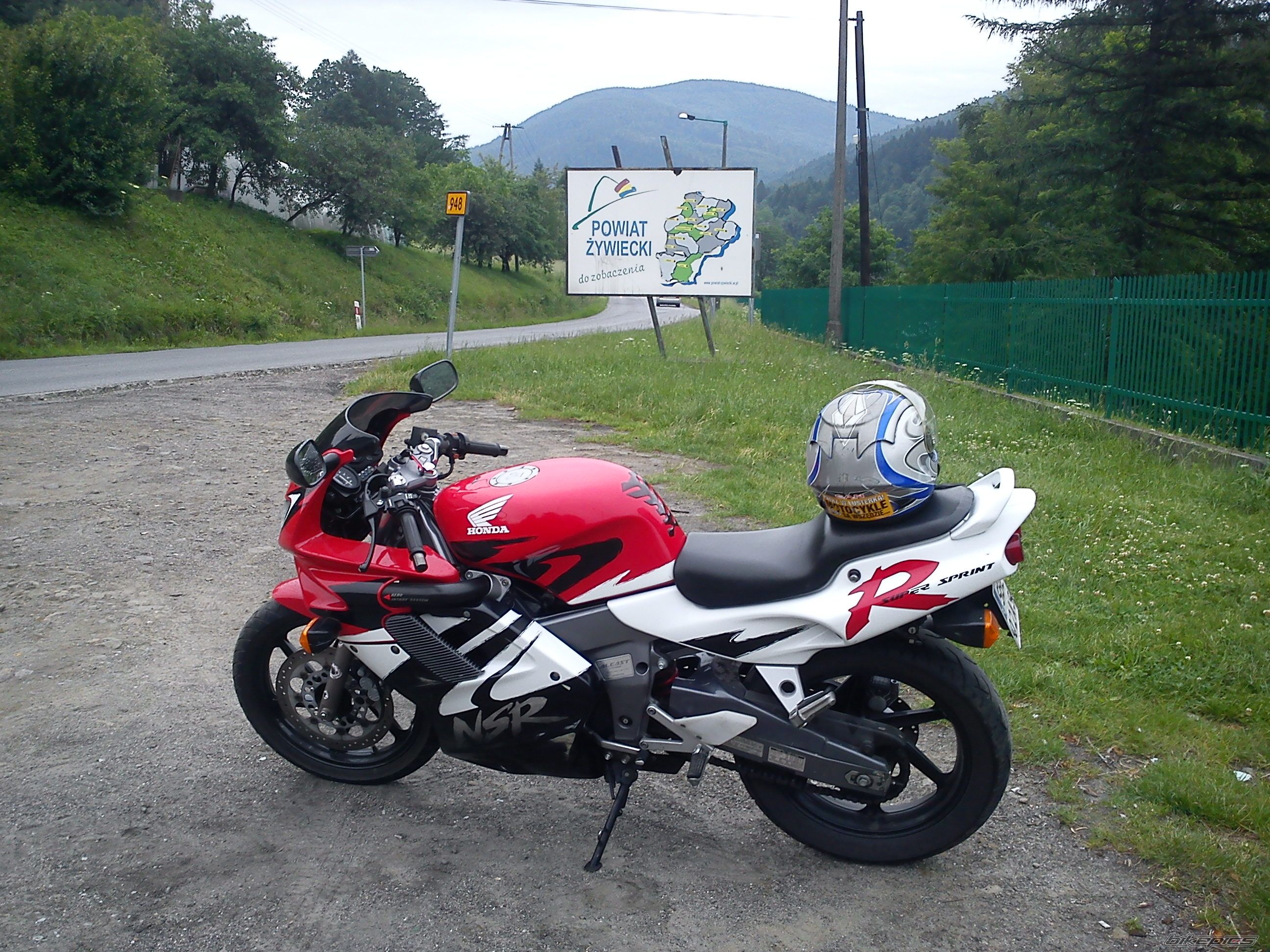 Photo 2413146