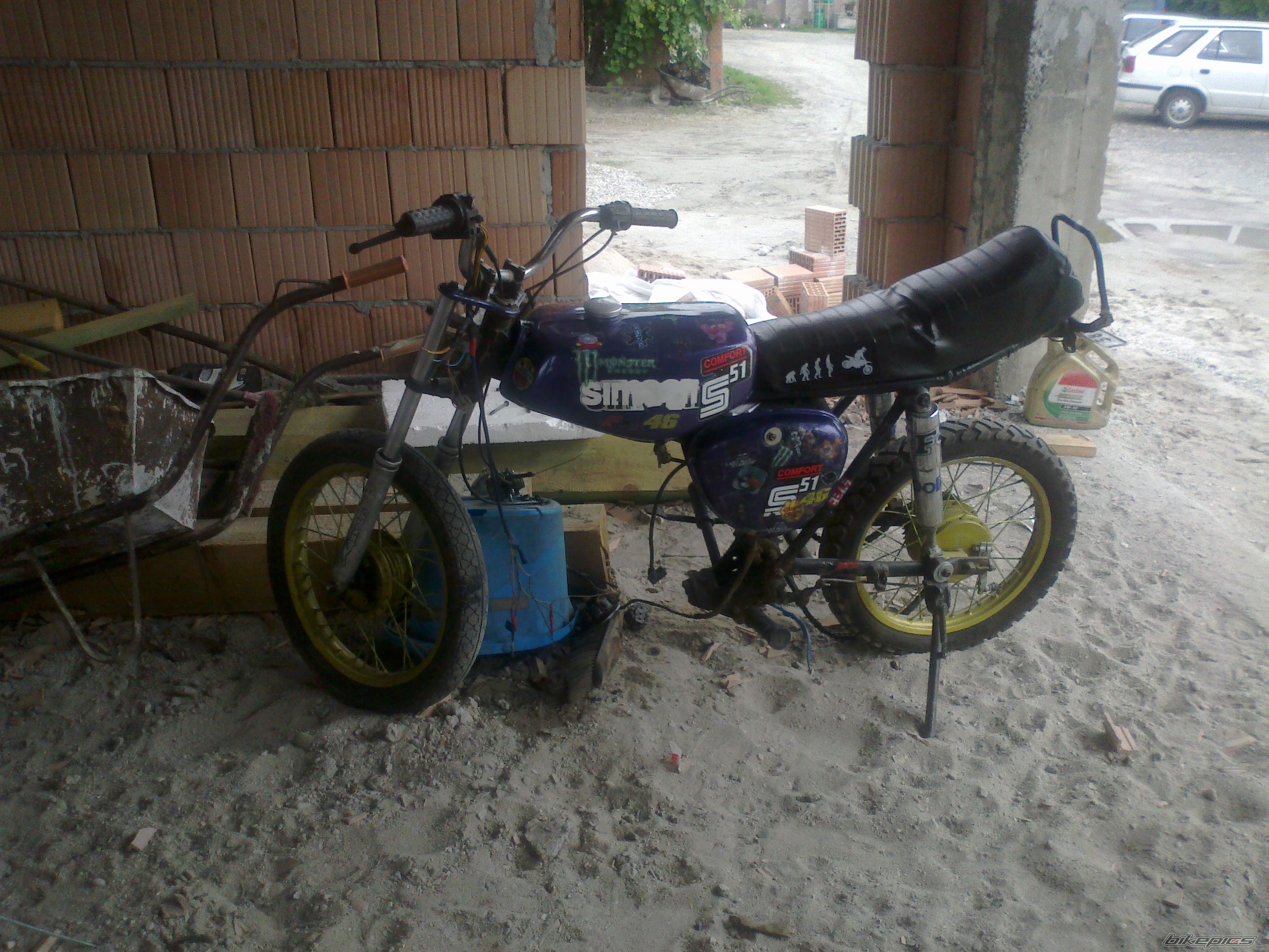 Photo 2413396