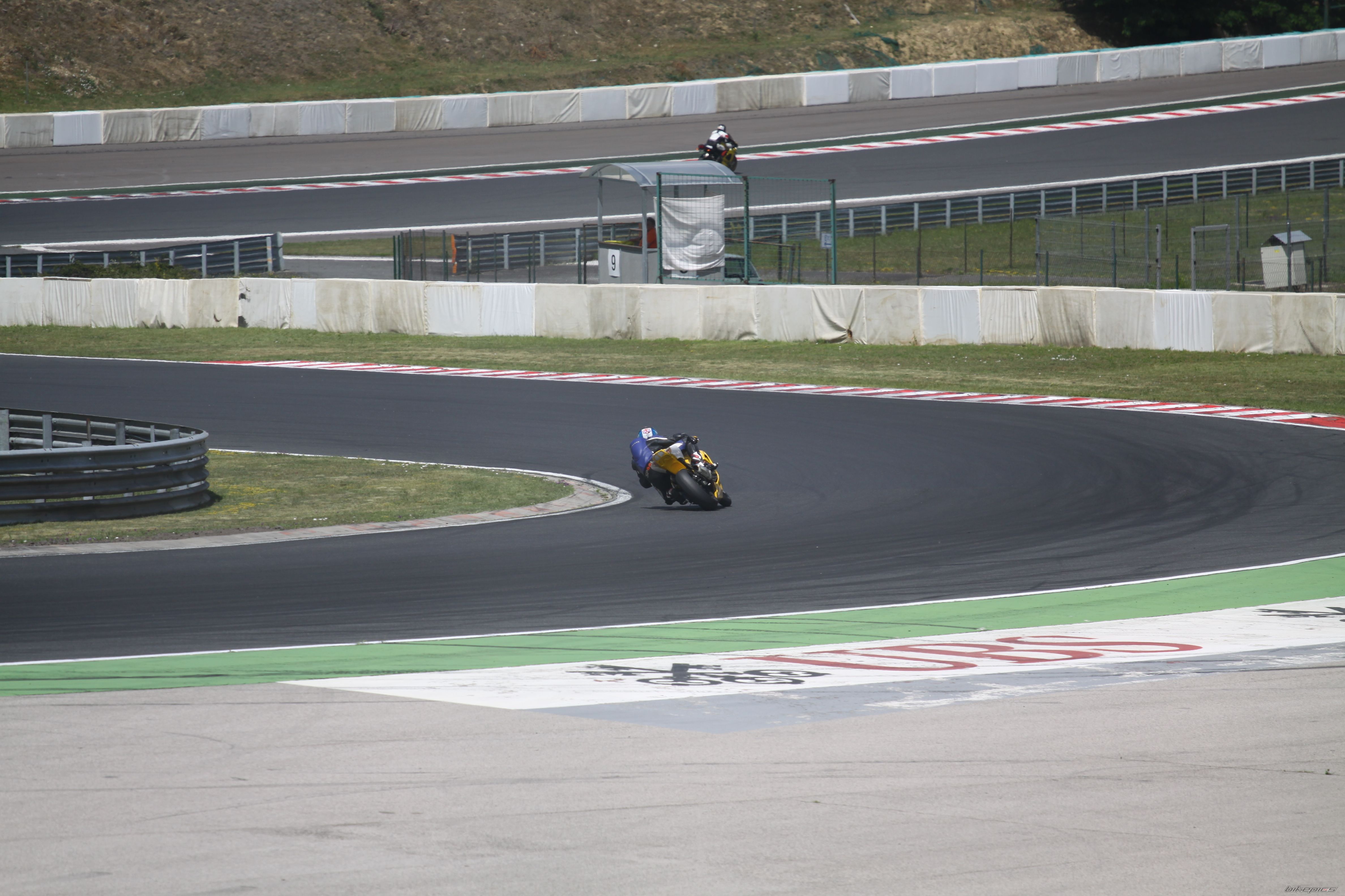 Bike Photo 2413398
