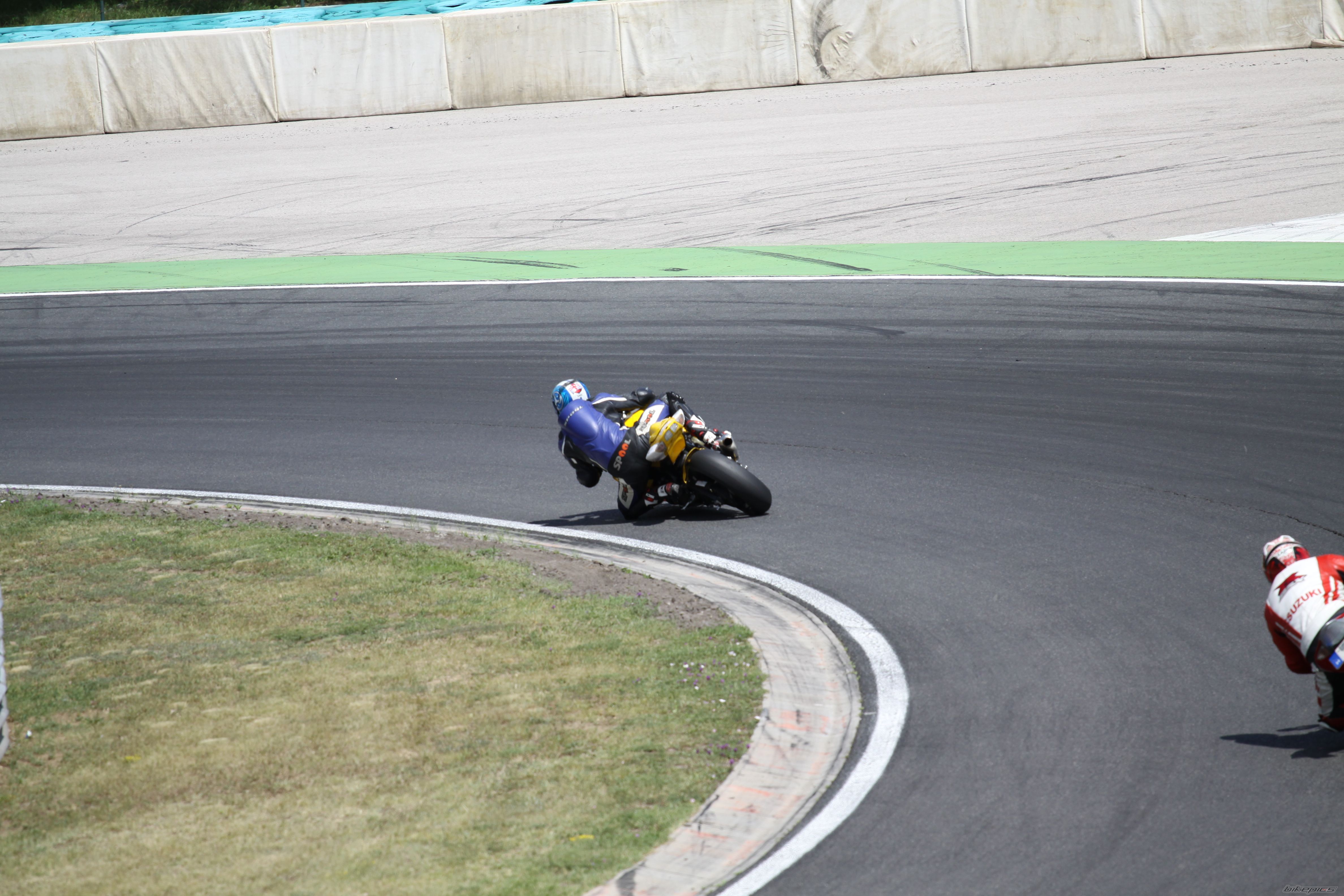 Bike Photo 2413414