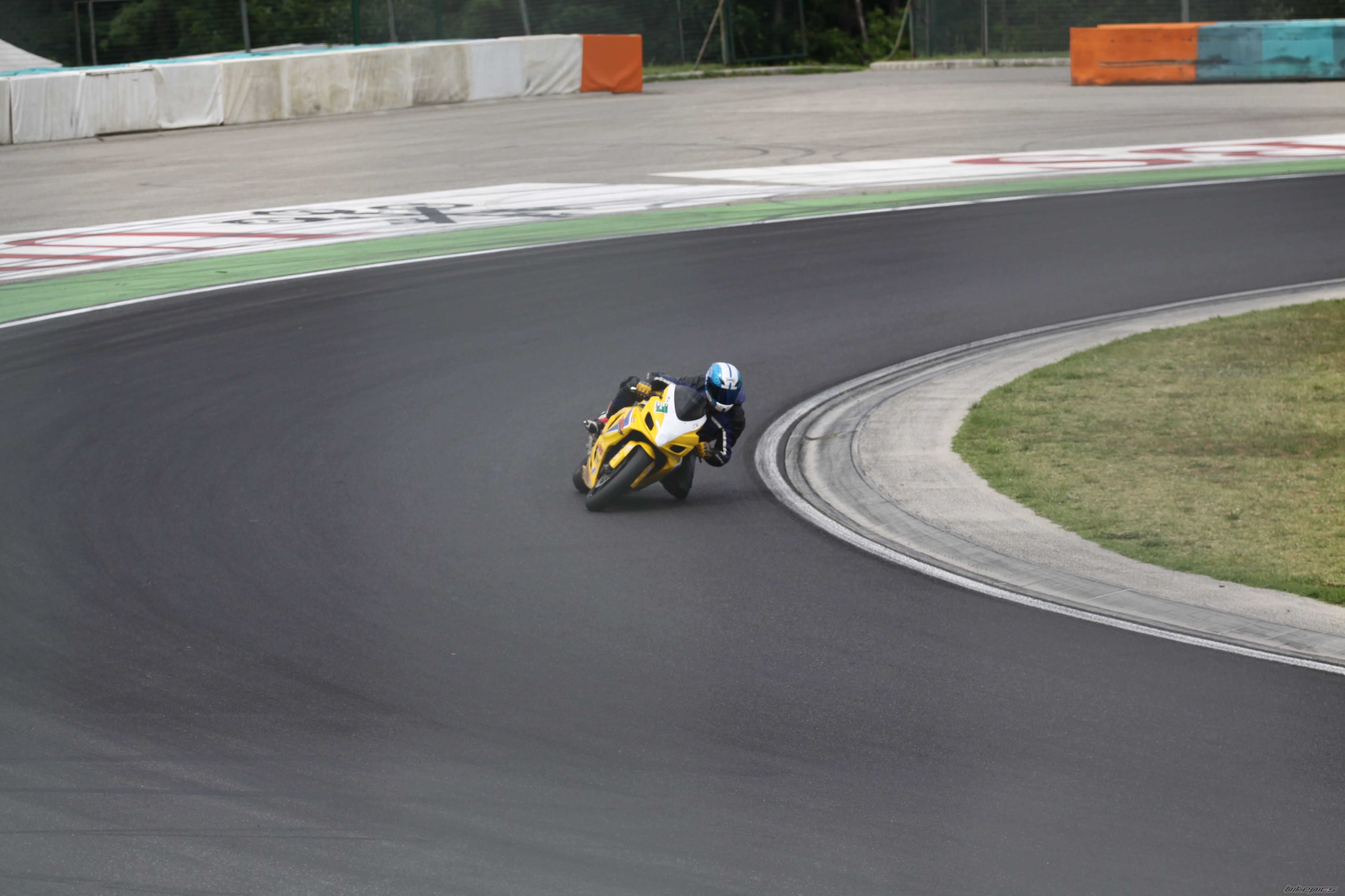 Bike Photo 2413430