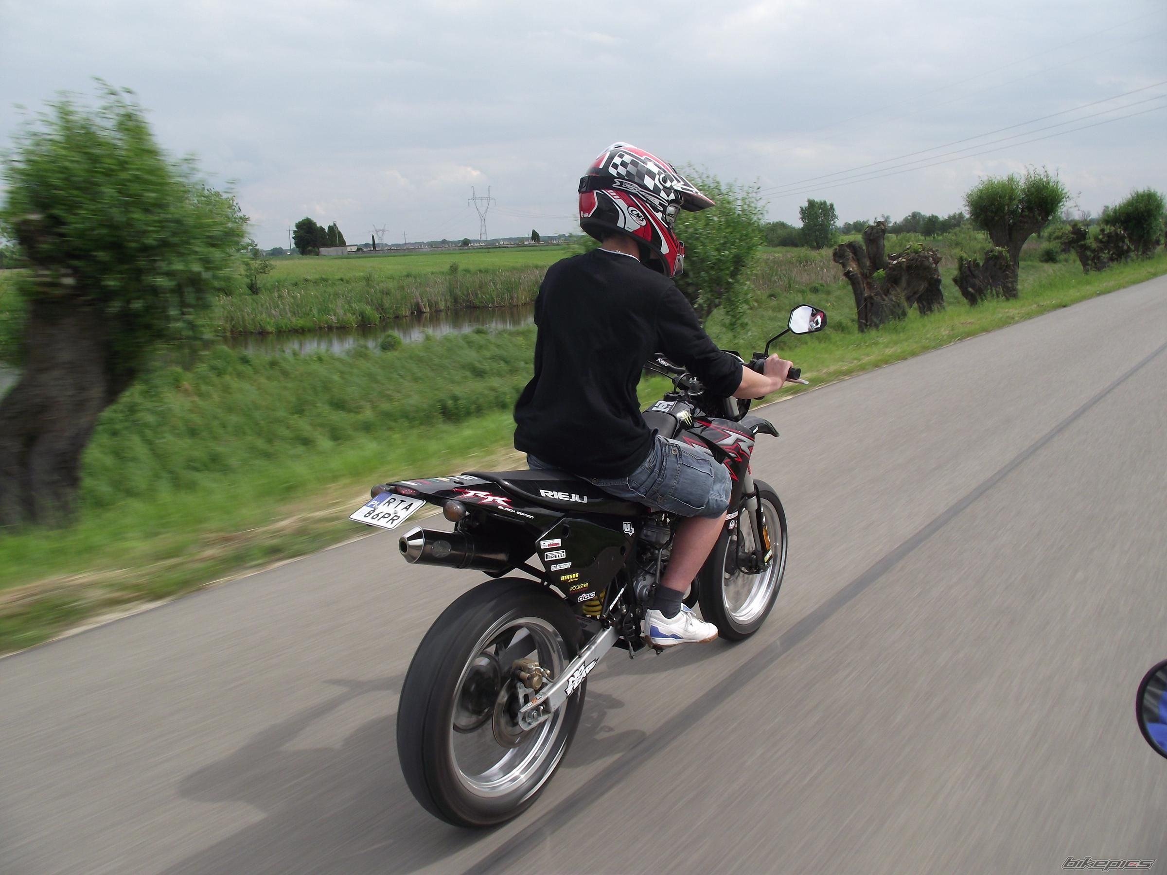 Photo 2413522