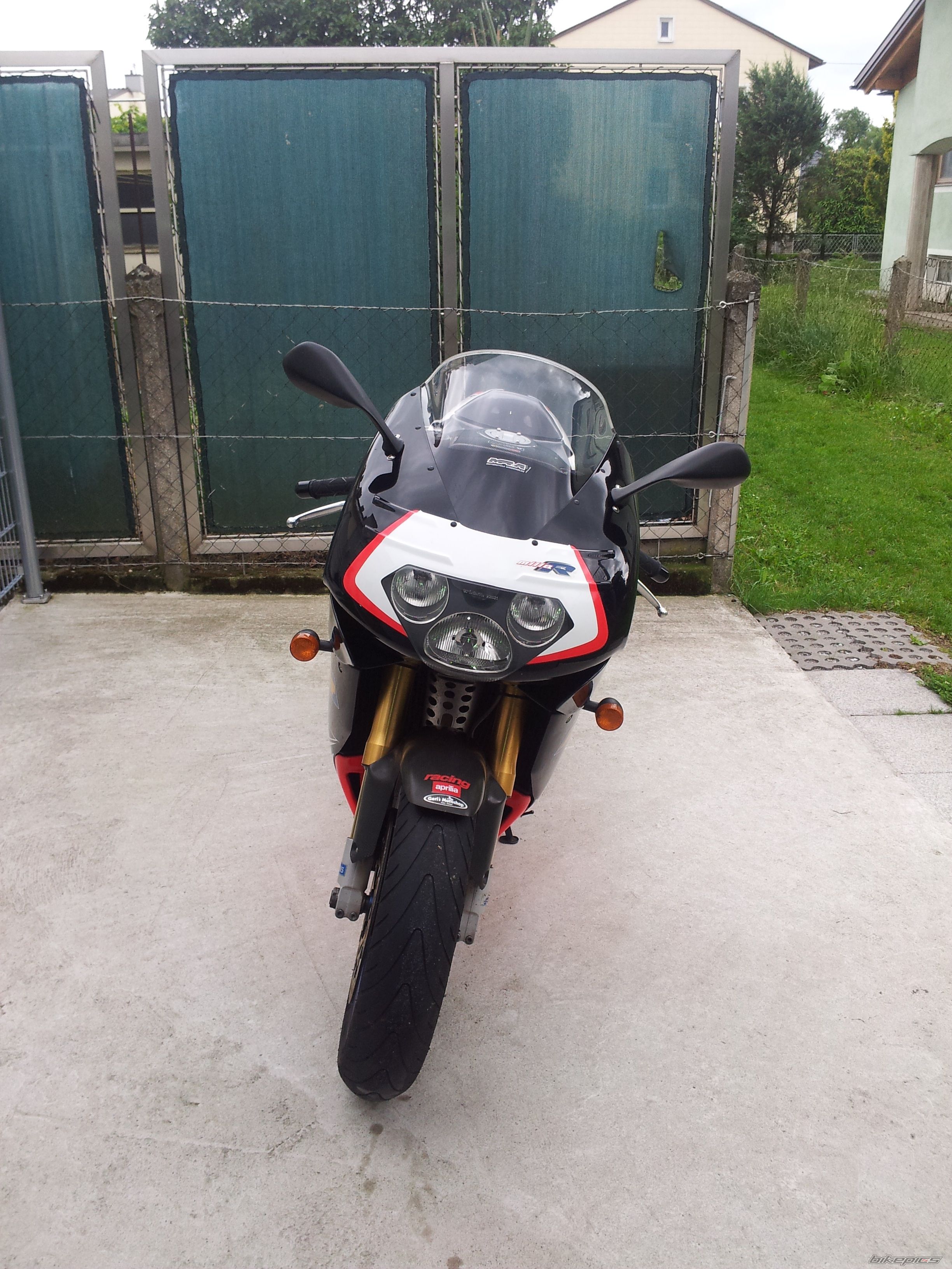 Photo 2413668