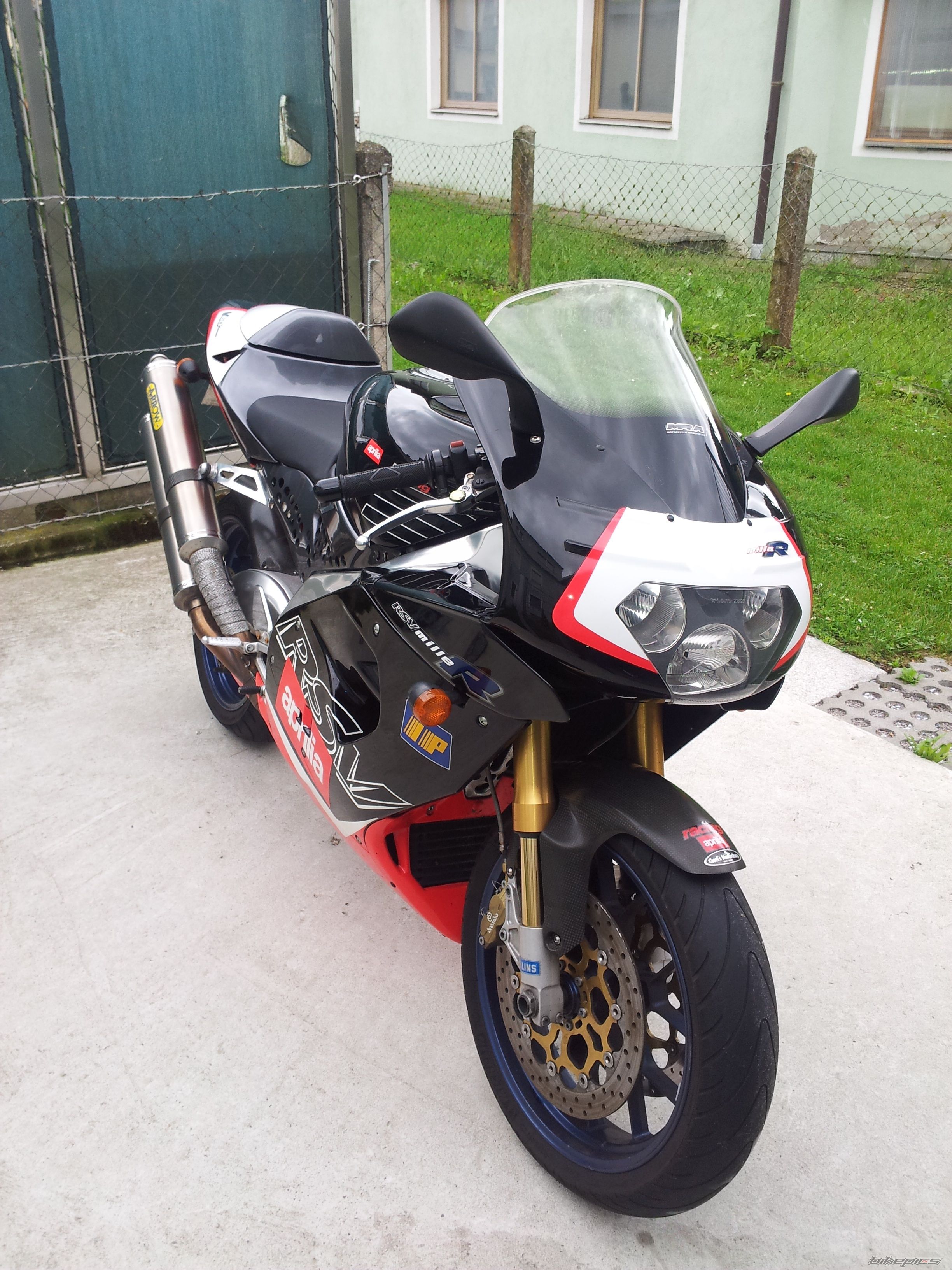 Photo 2413670