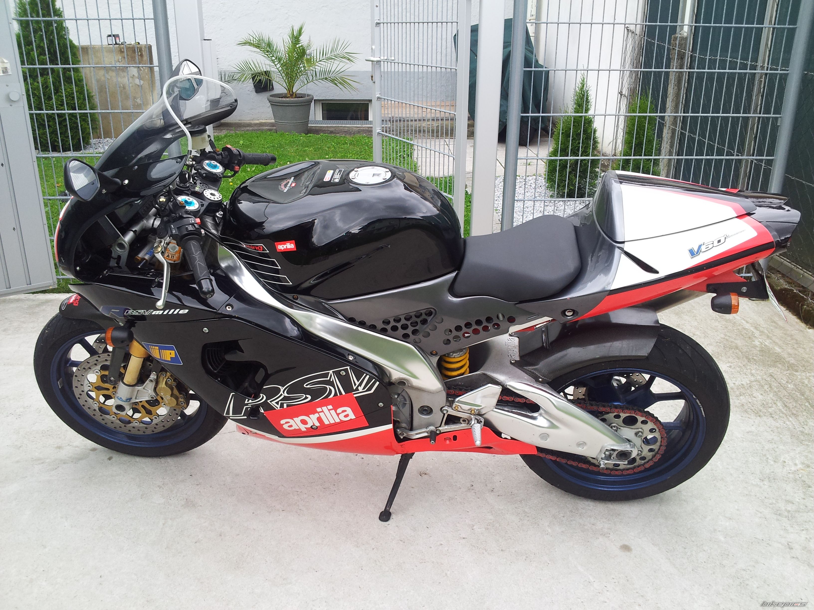Photo 2413672