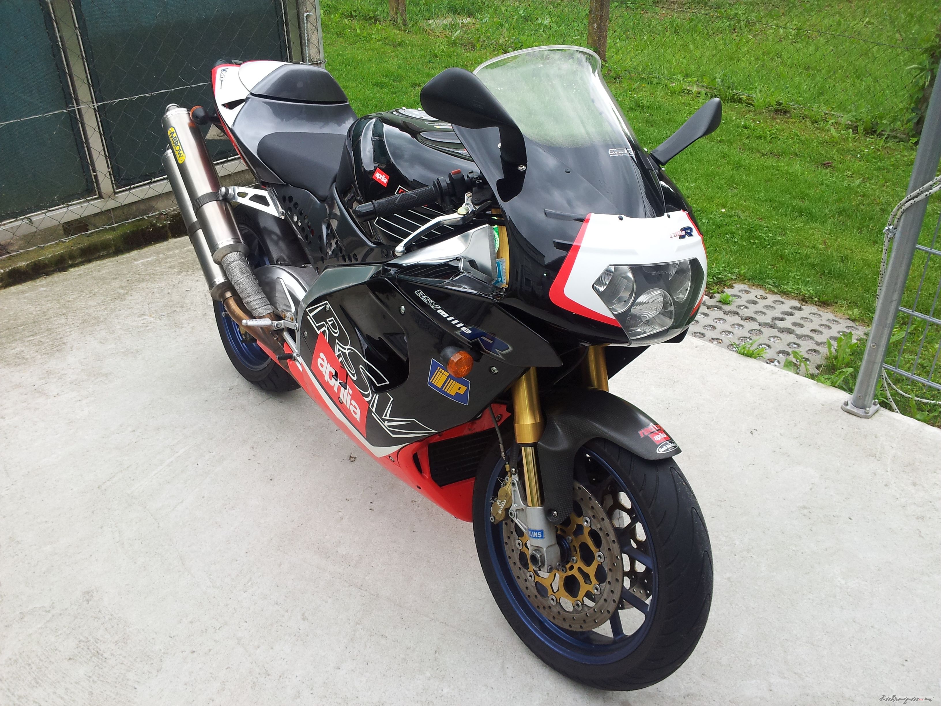 Photo 2413675