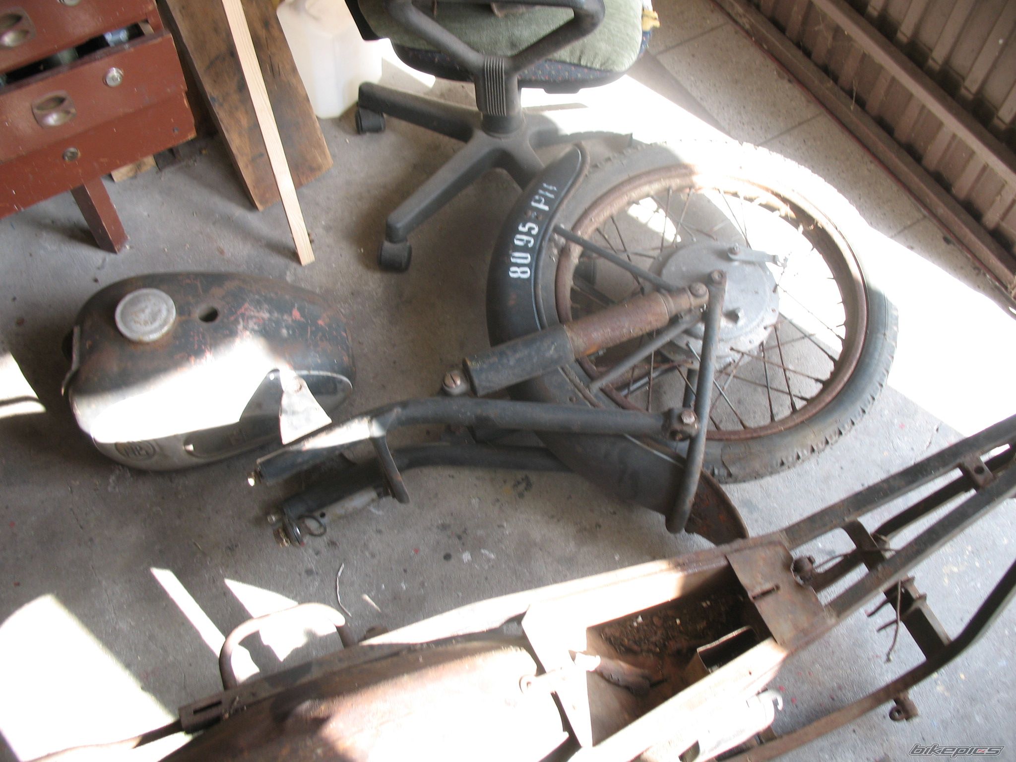 Photo 2413793