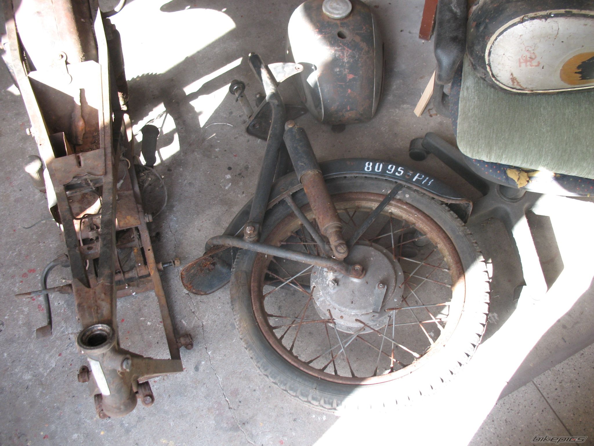 Photo 2413795