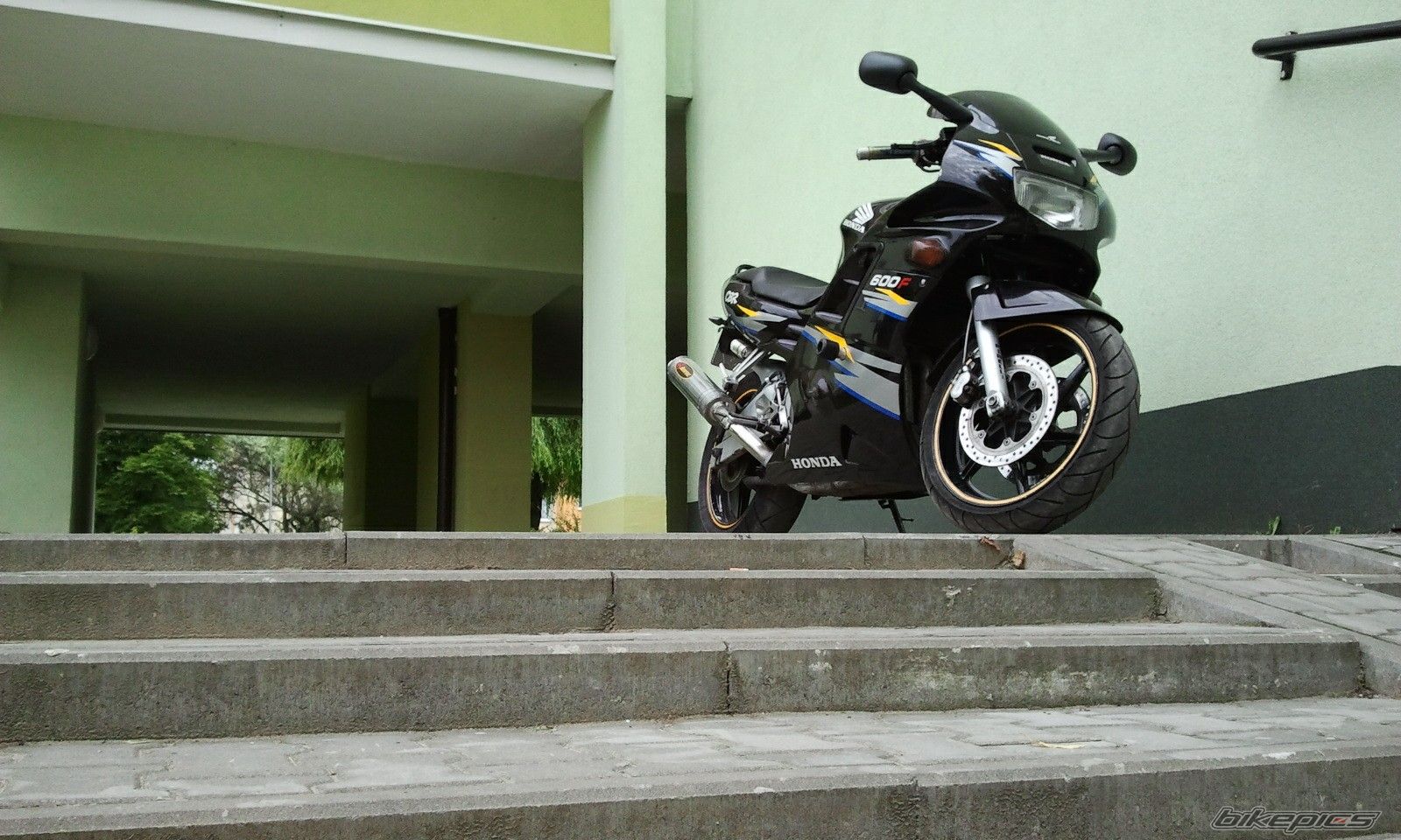 Photo 2413876