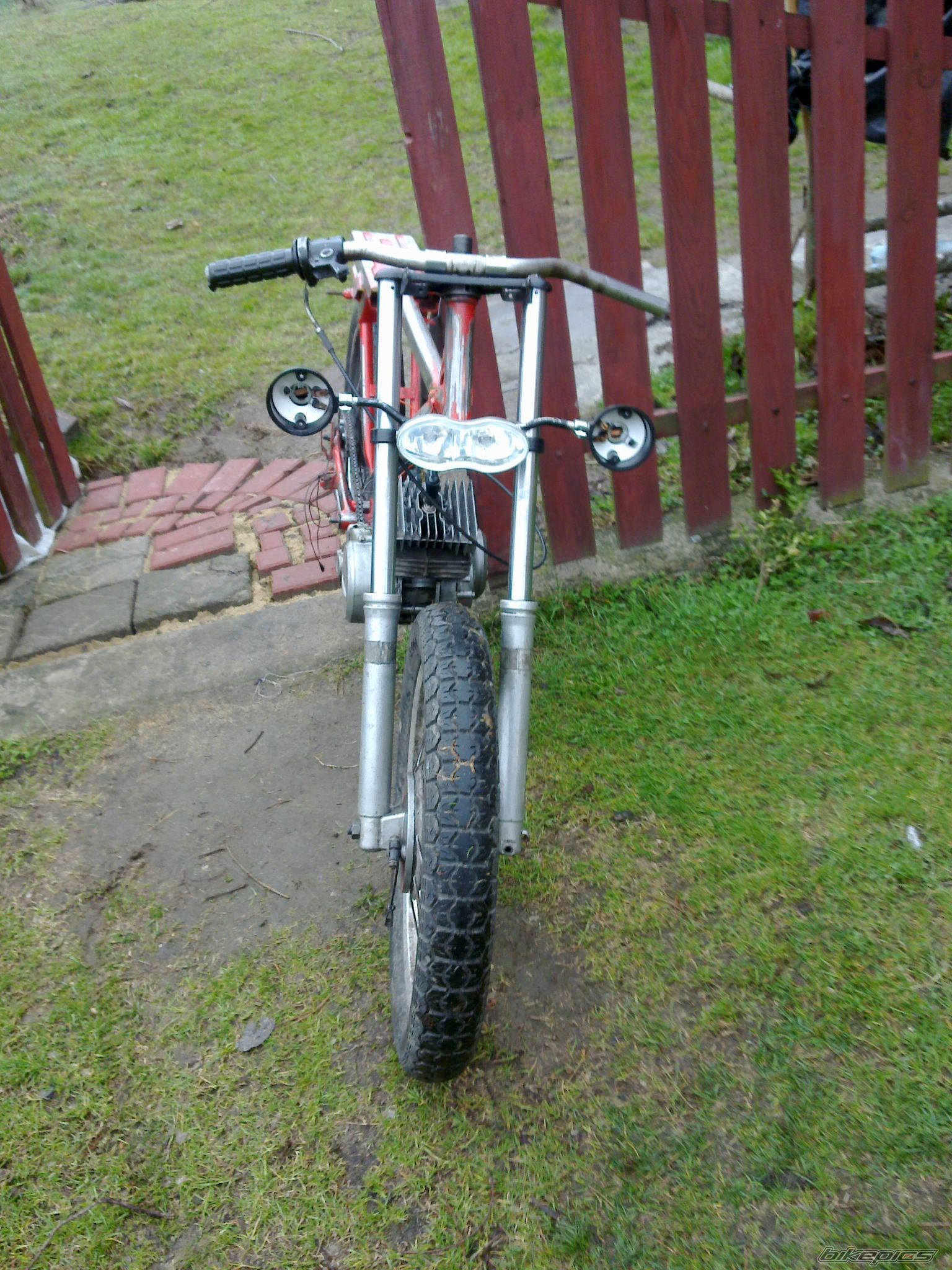 Photo 2413930