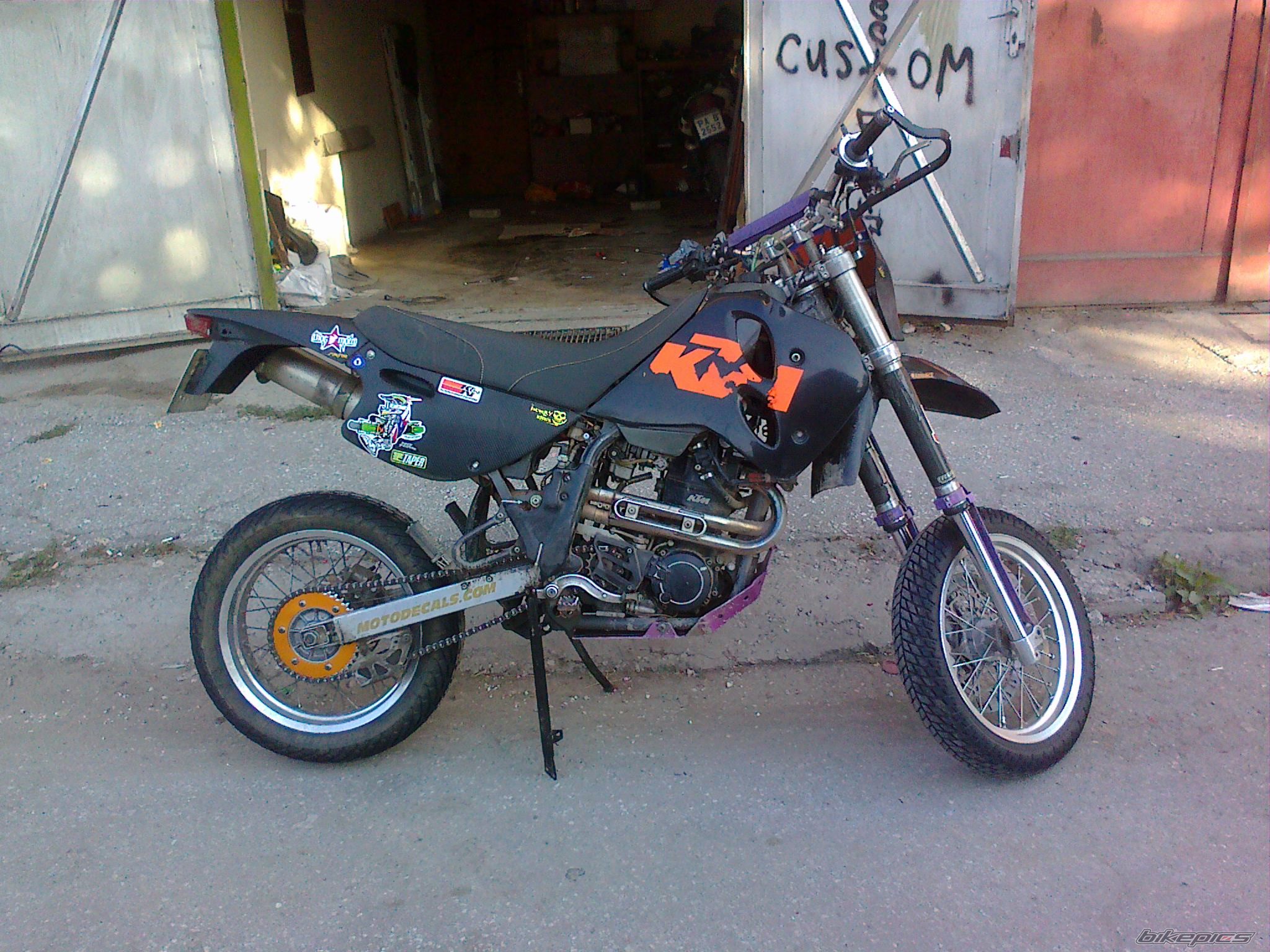 Photo 2413940
