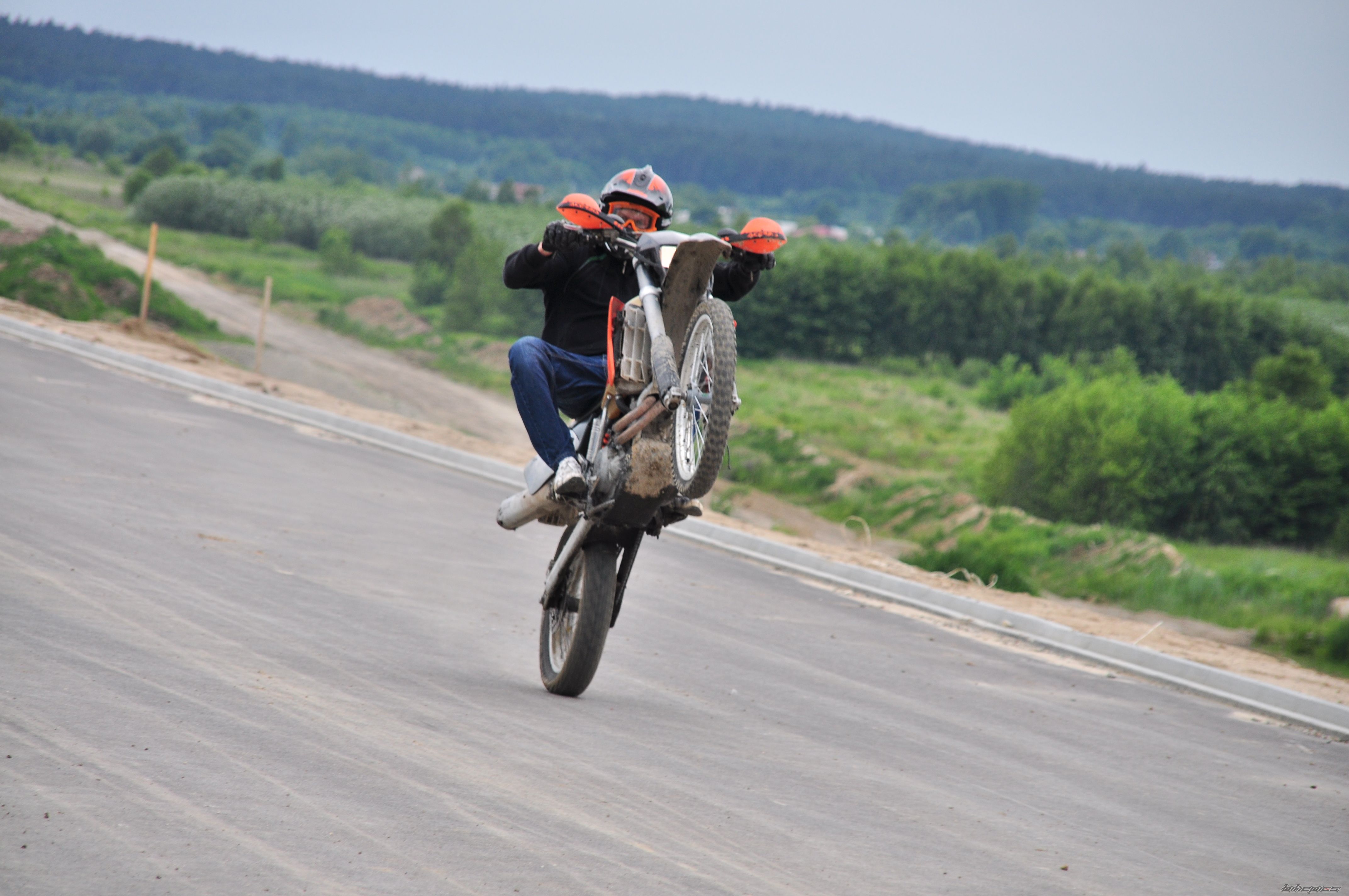 Photo 2414824