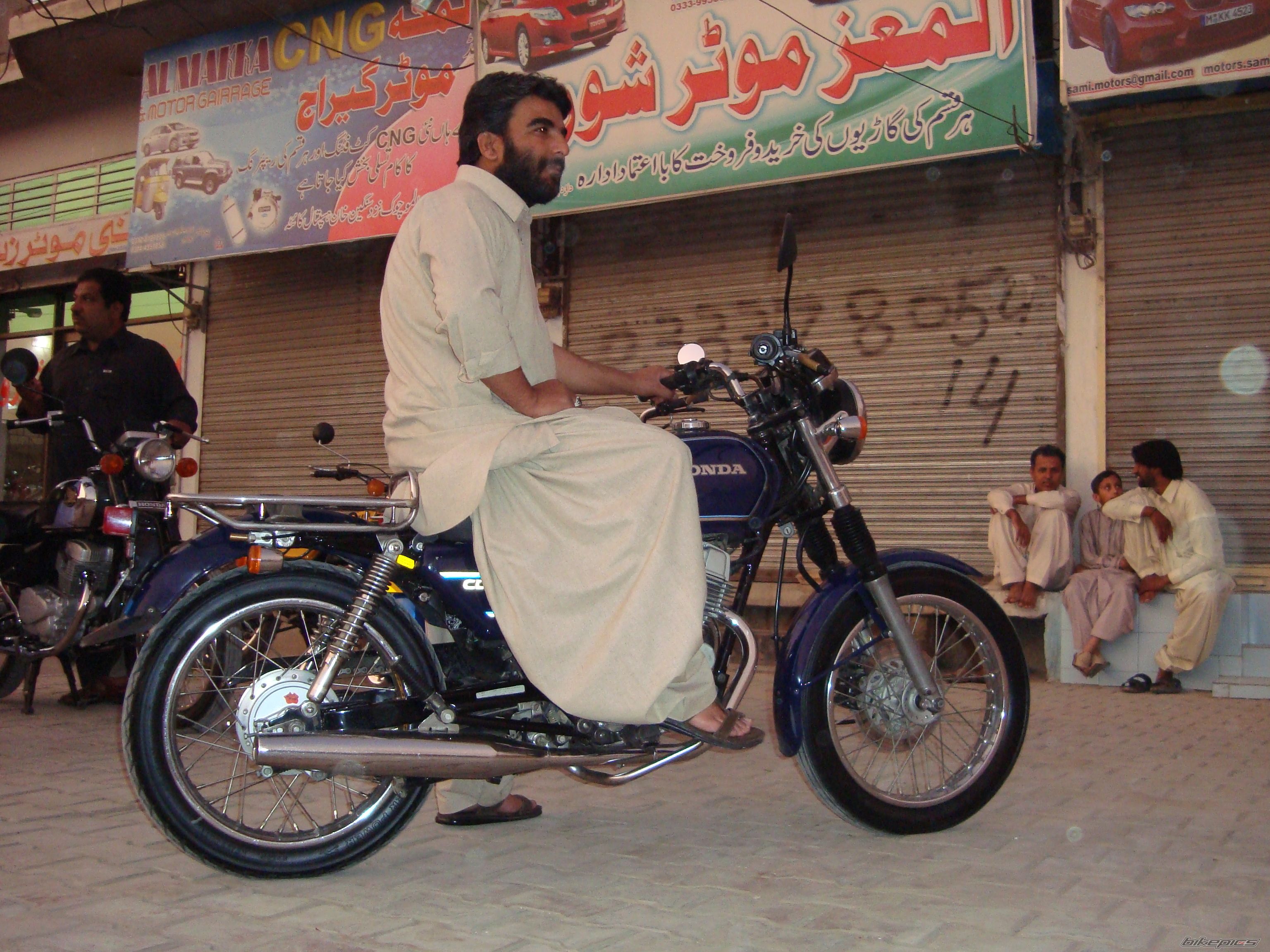 Bike Photo 2414912
