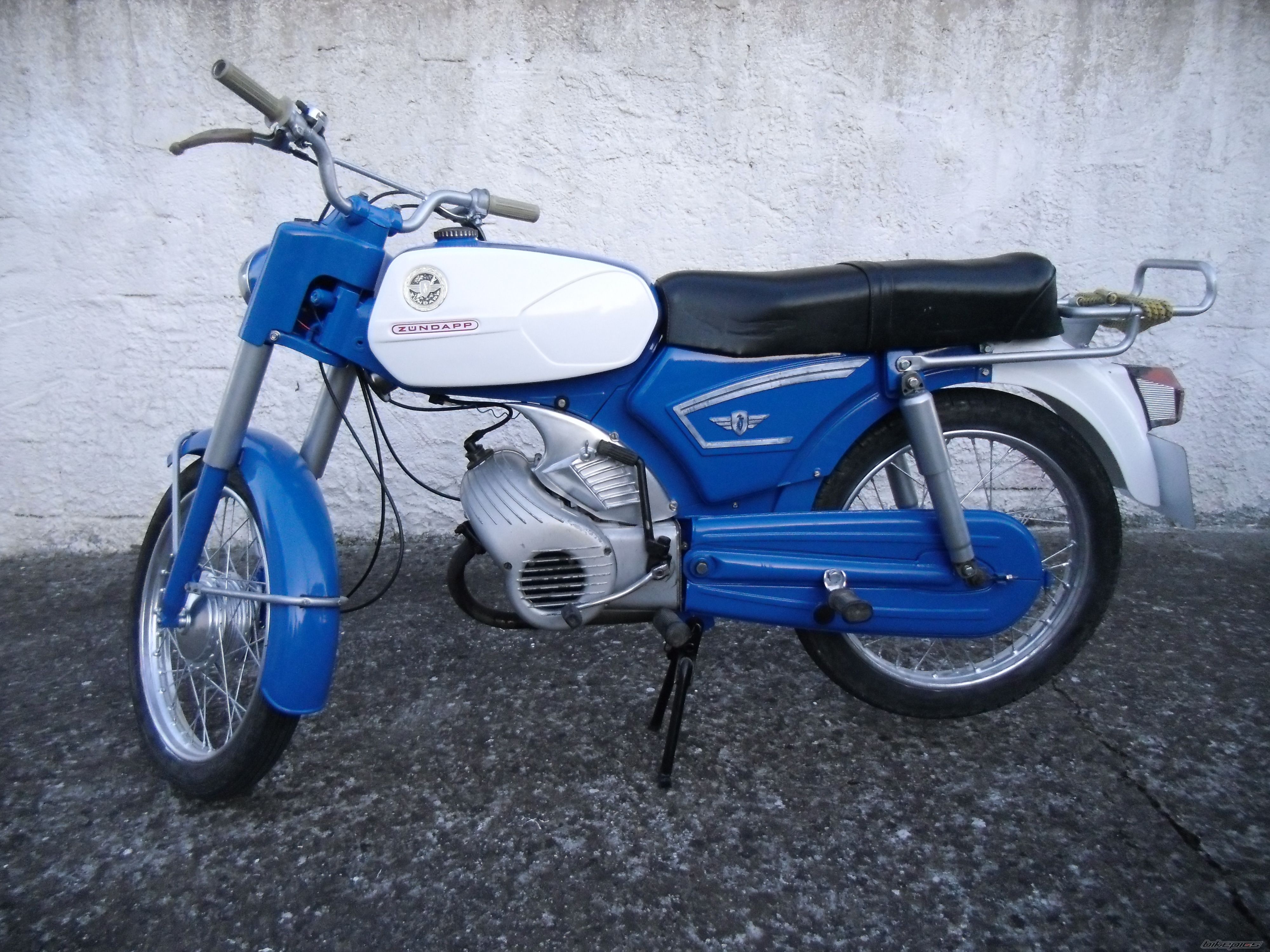 Photo 2415252