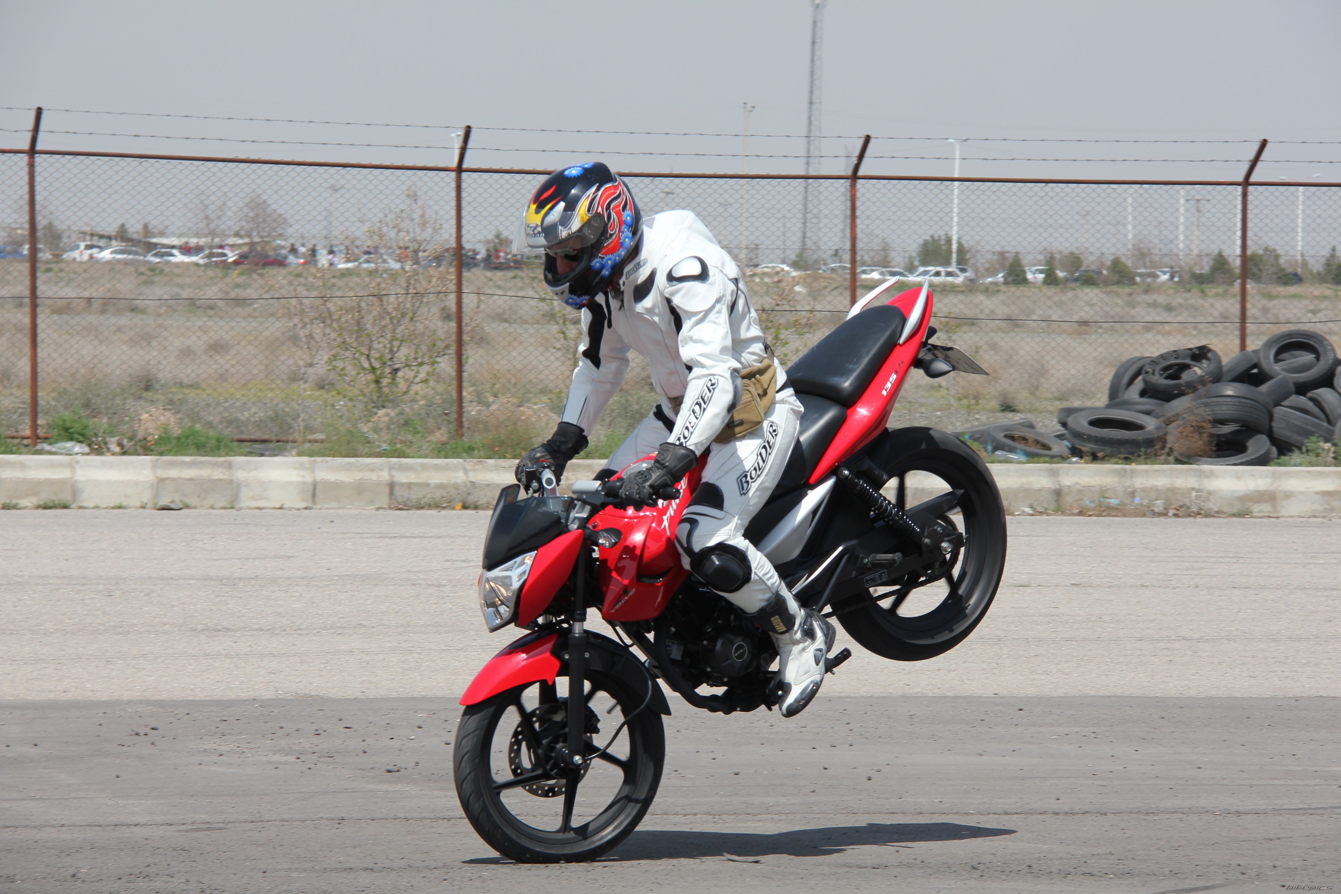 Bike Photo 2415362