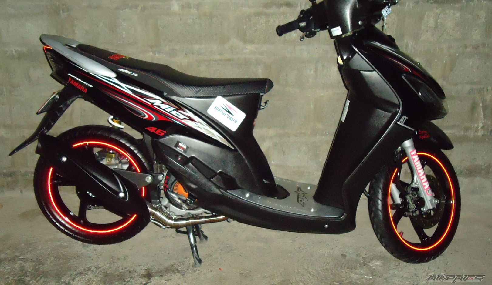 Photo 2415443