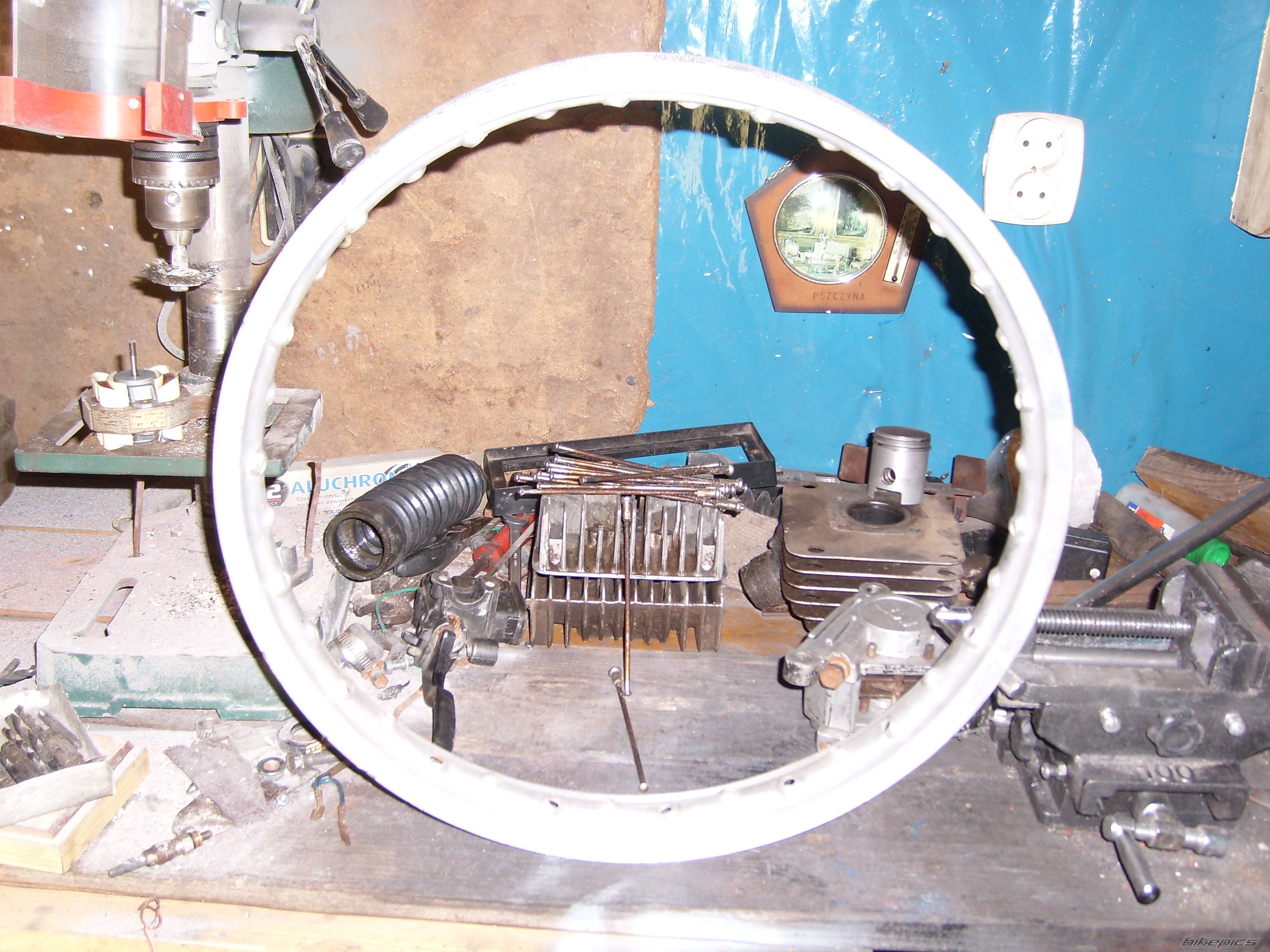Photo 2415690