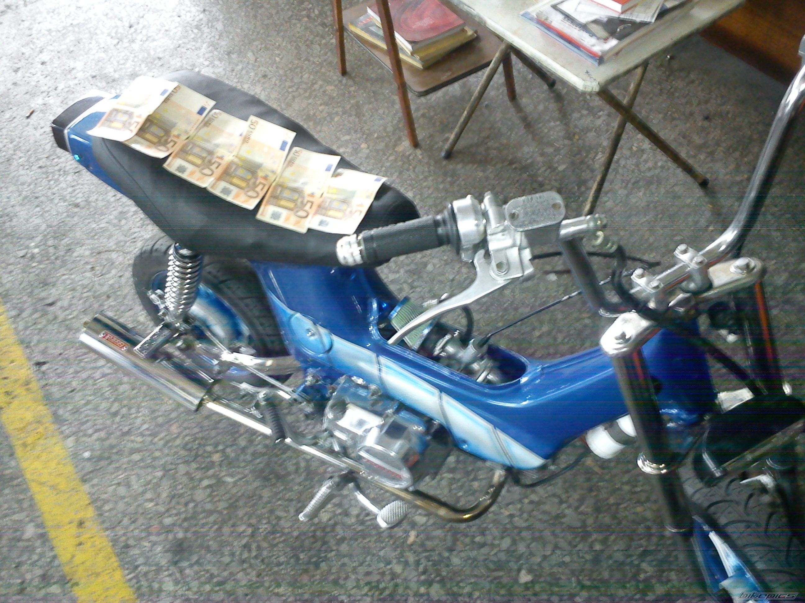 Photo 2415860