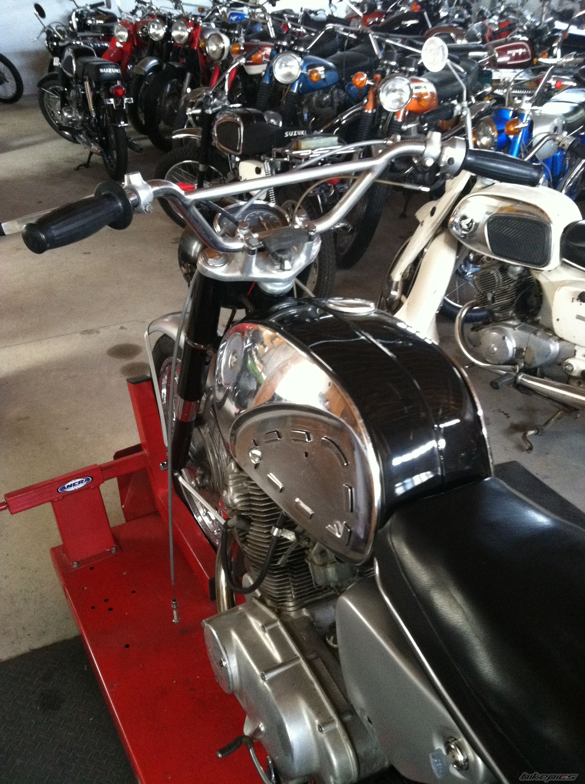 Photo 2415873