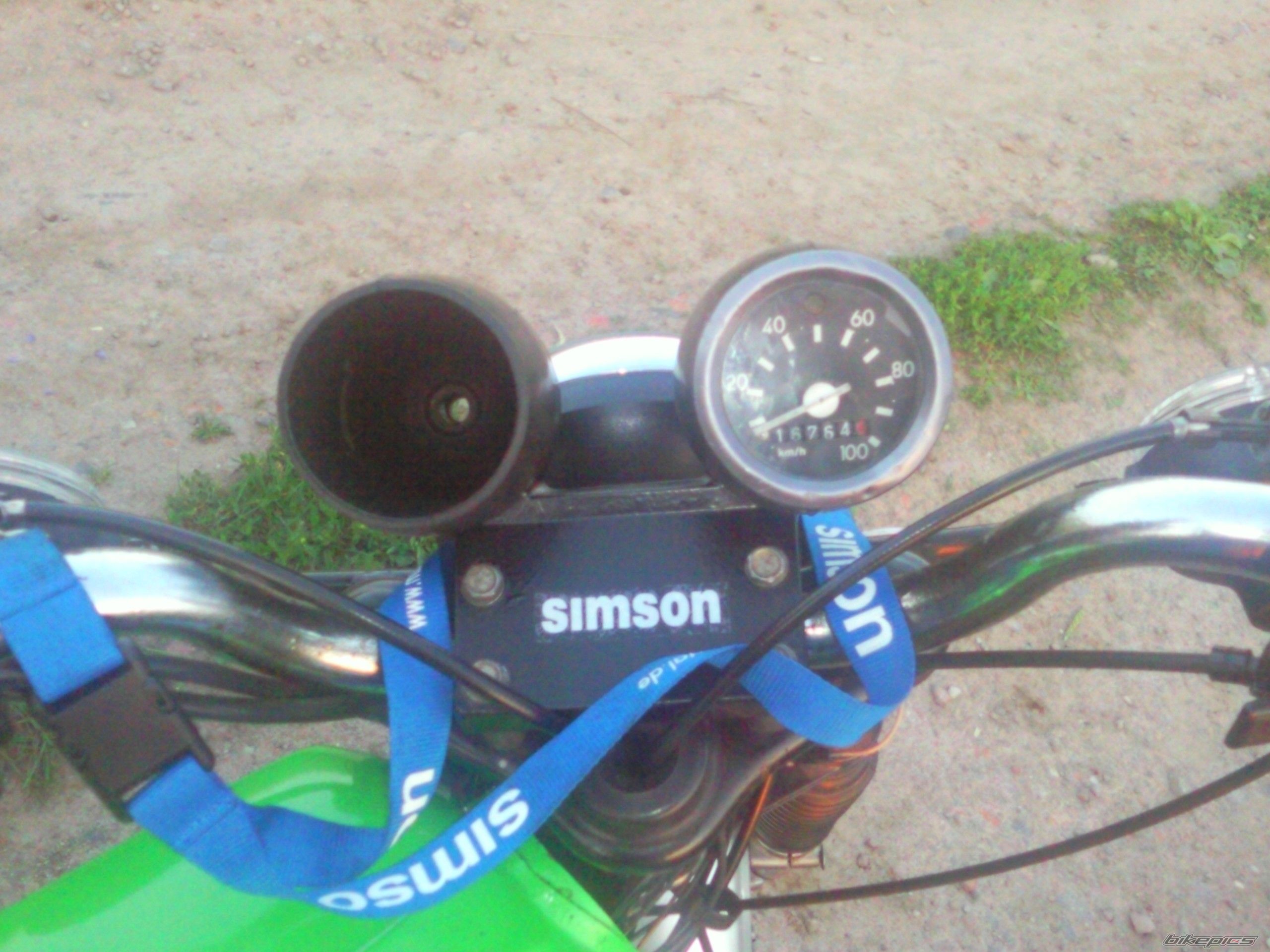 Photo 2415875