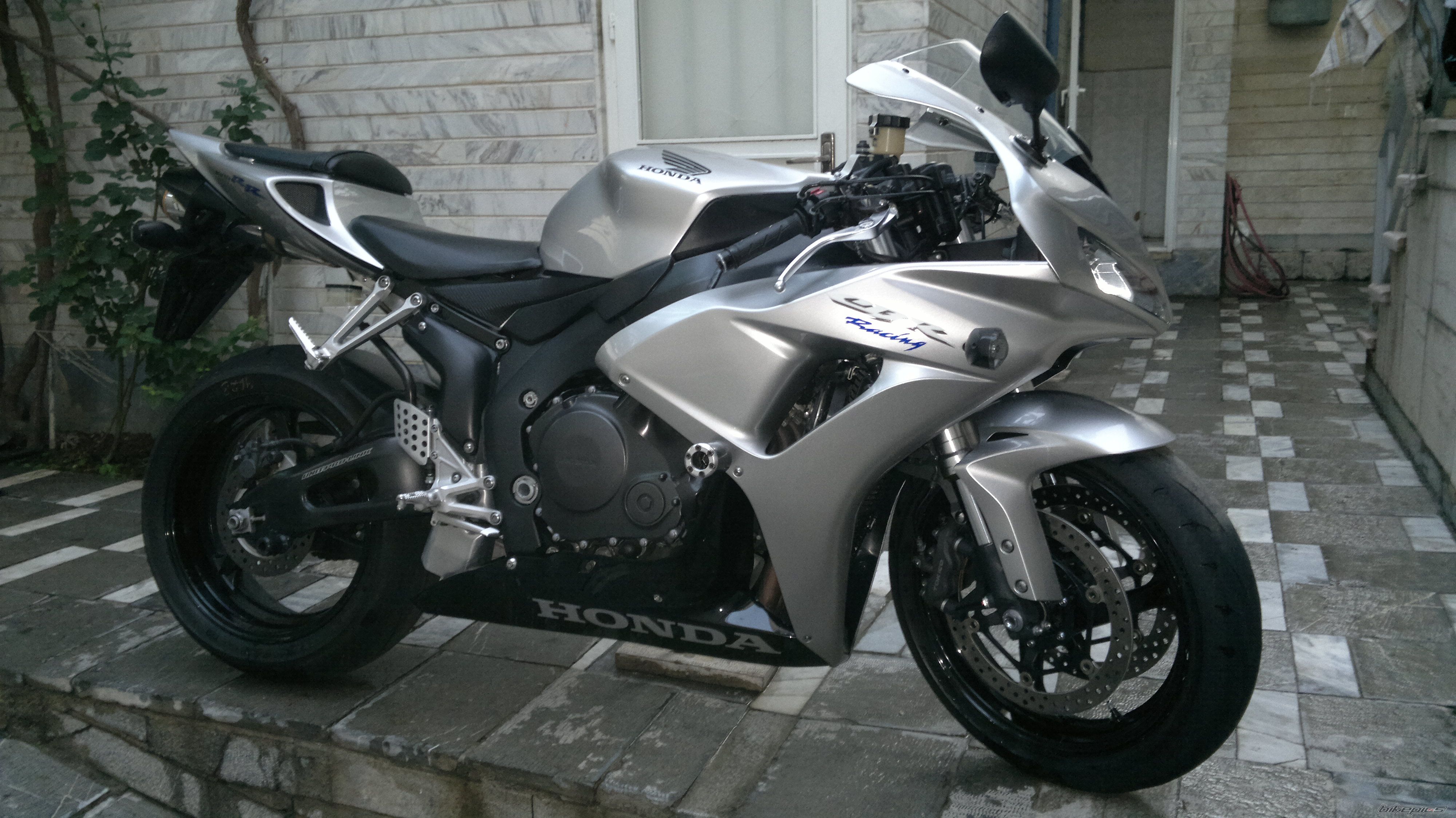 Photo 2415882