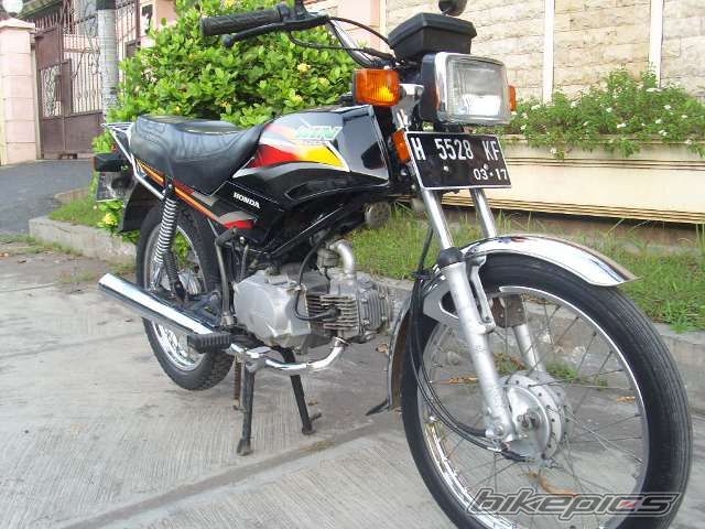 Photo 2415984