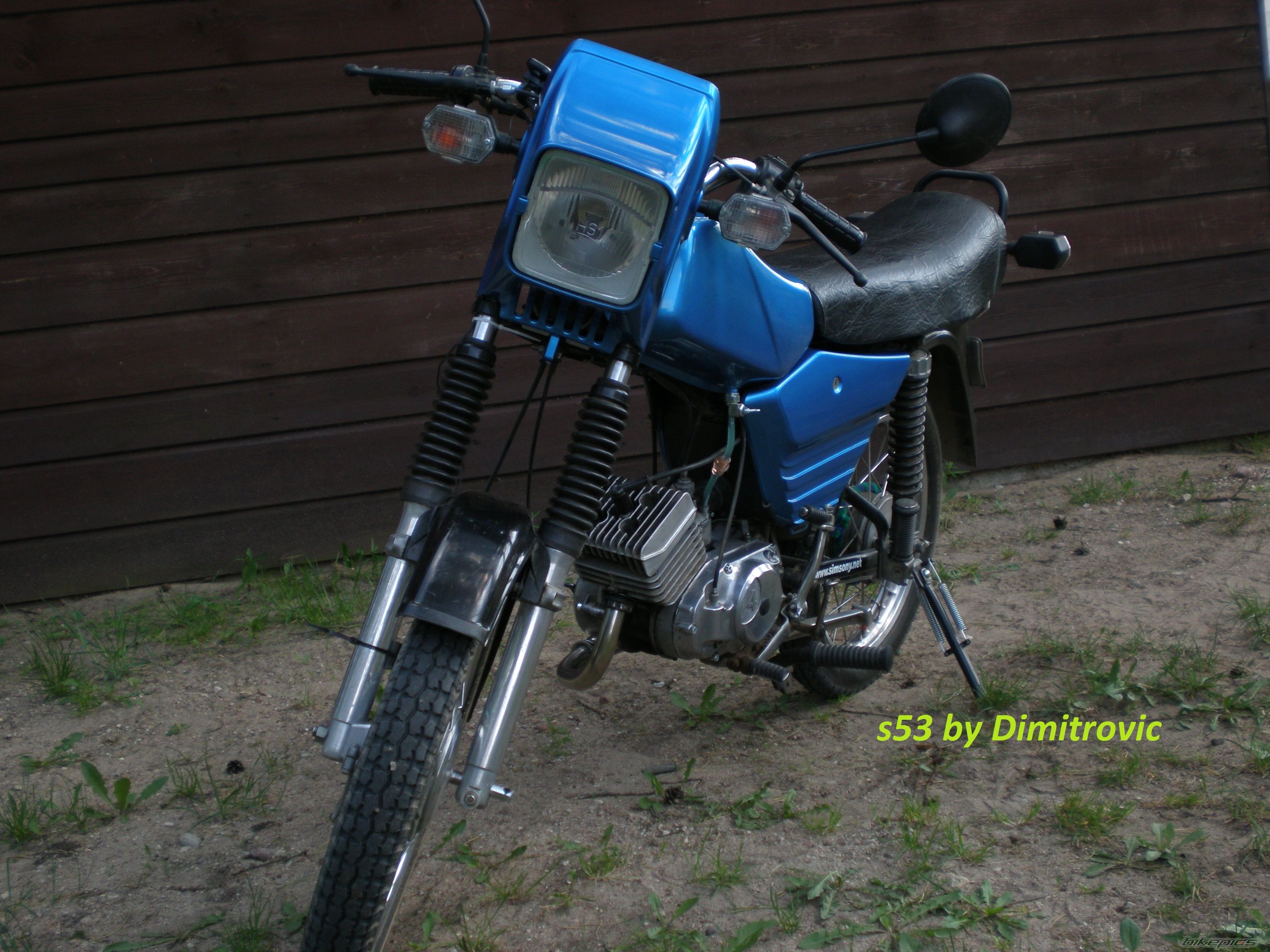 Photo 2416636