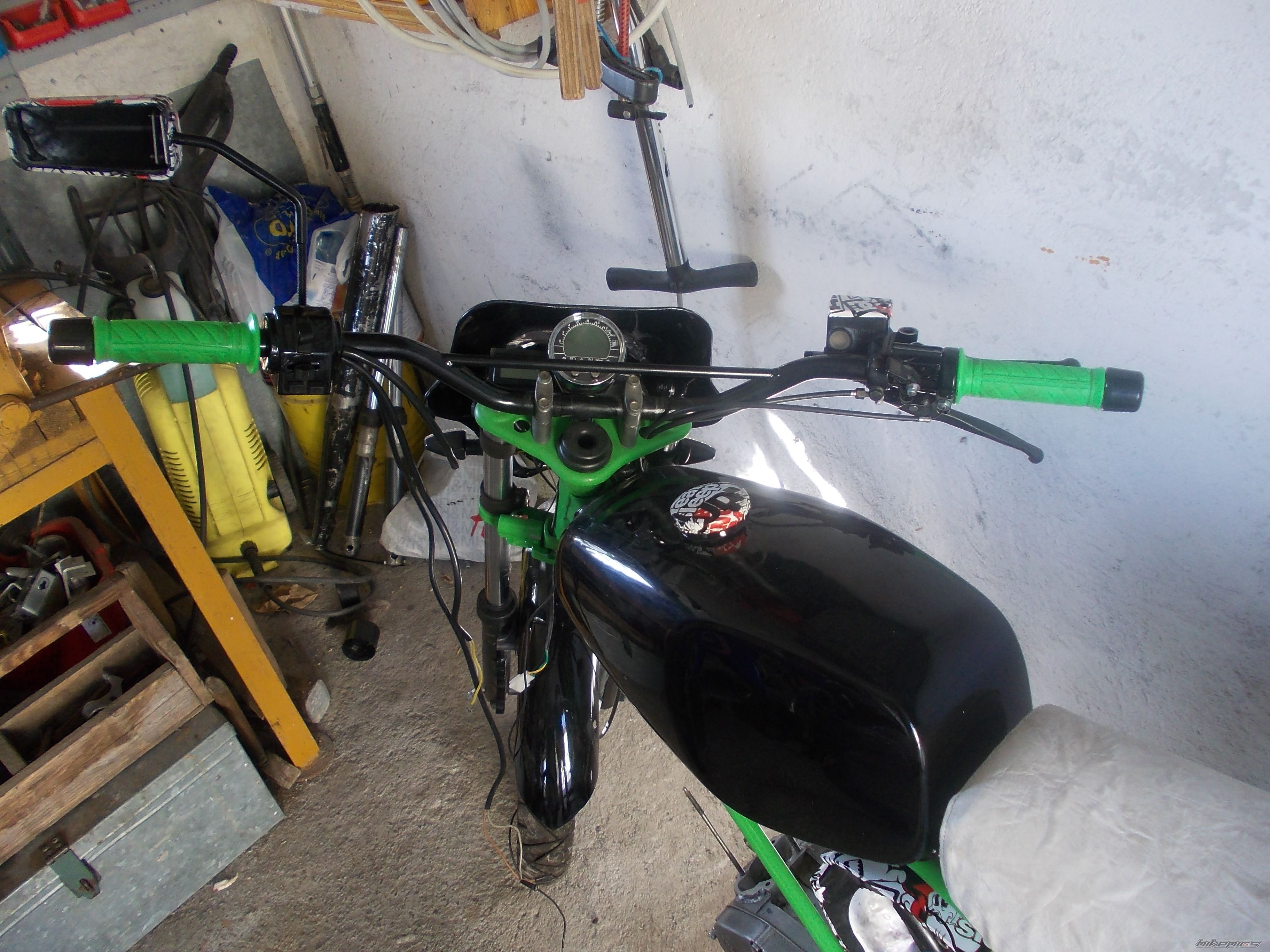 Photo 2417135